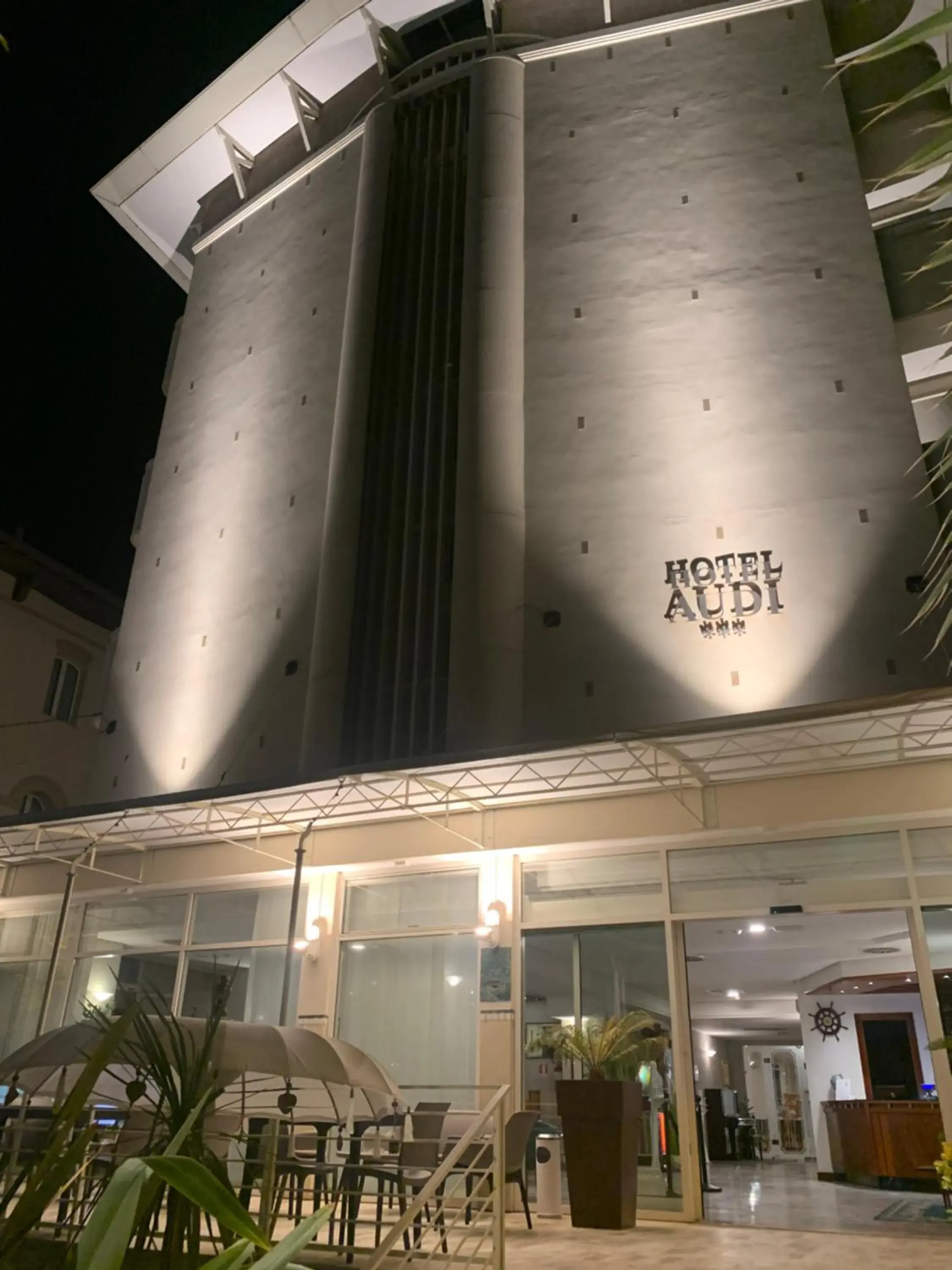 Property building in Hotel Audi Frontemare