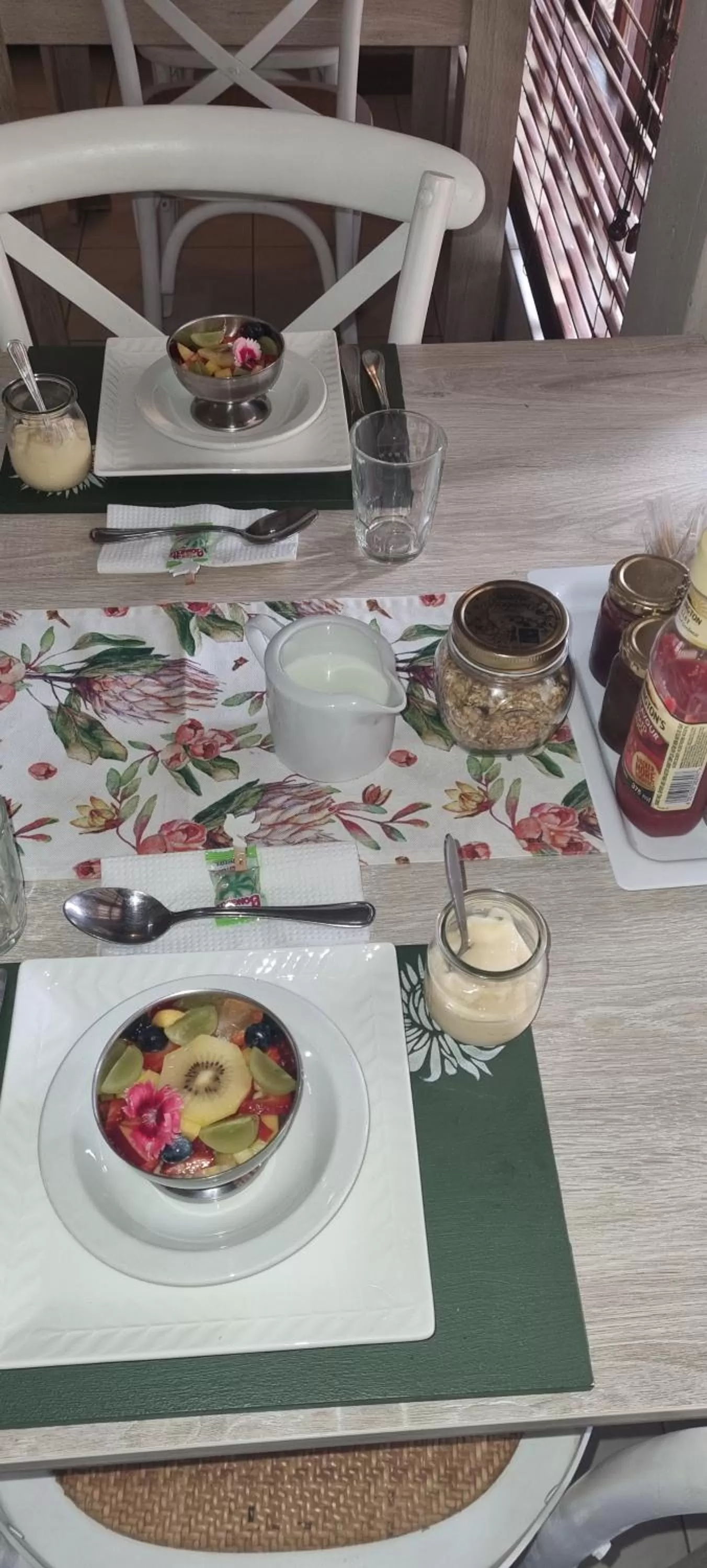 Food and drinks in The Leopard Tree