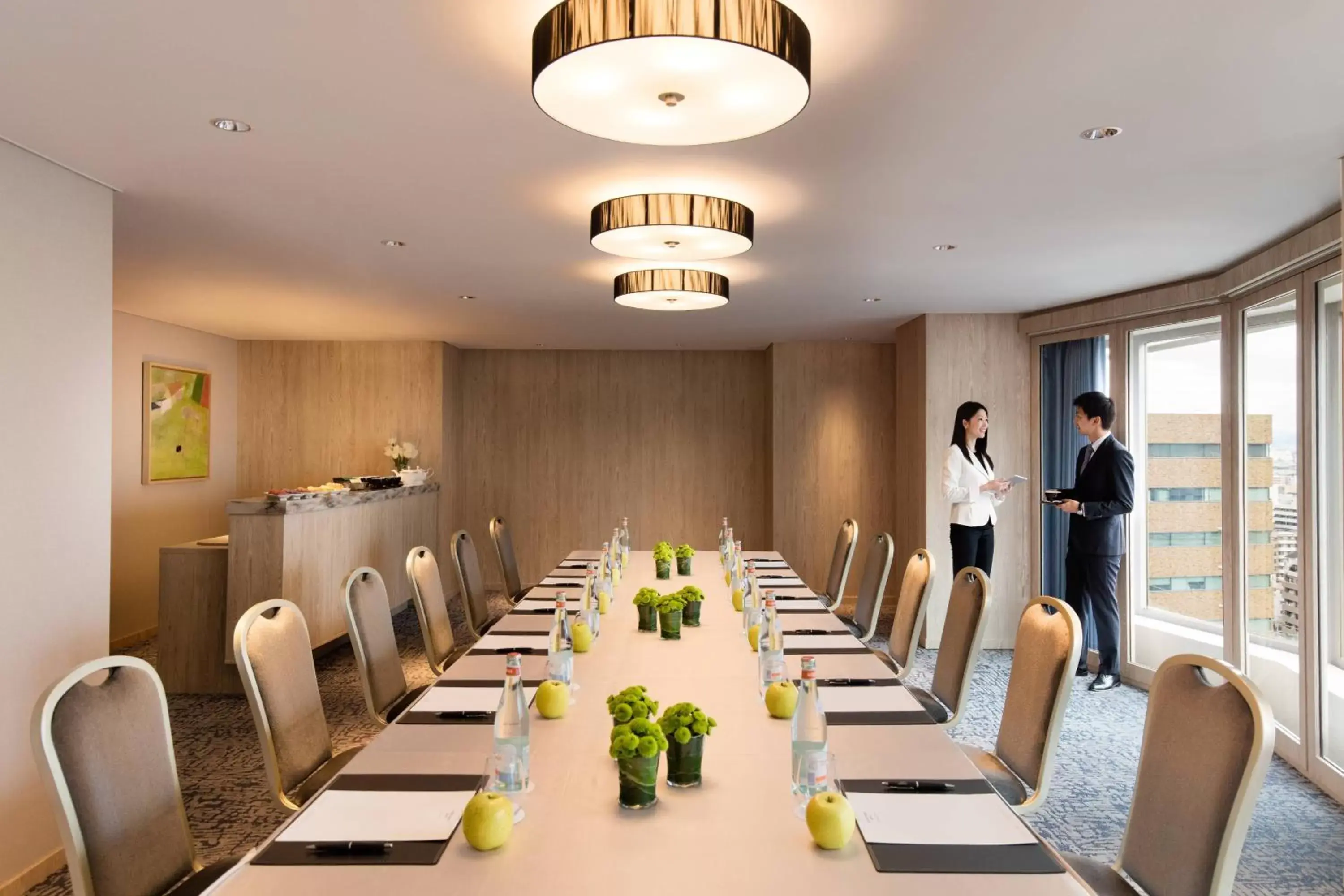 Meeting/conference room in Courtyard by Marriott Shin-Osaka Station