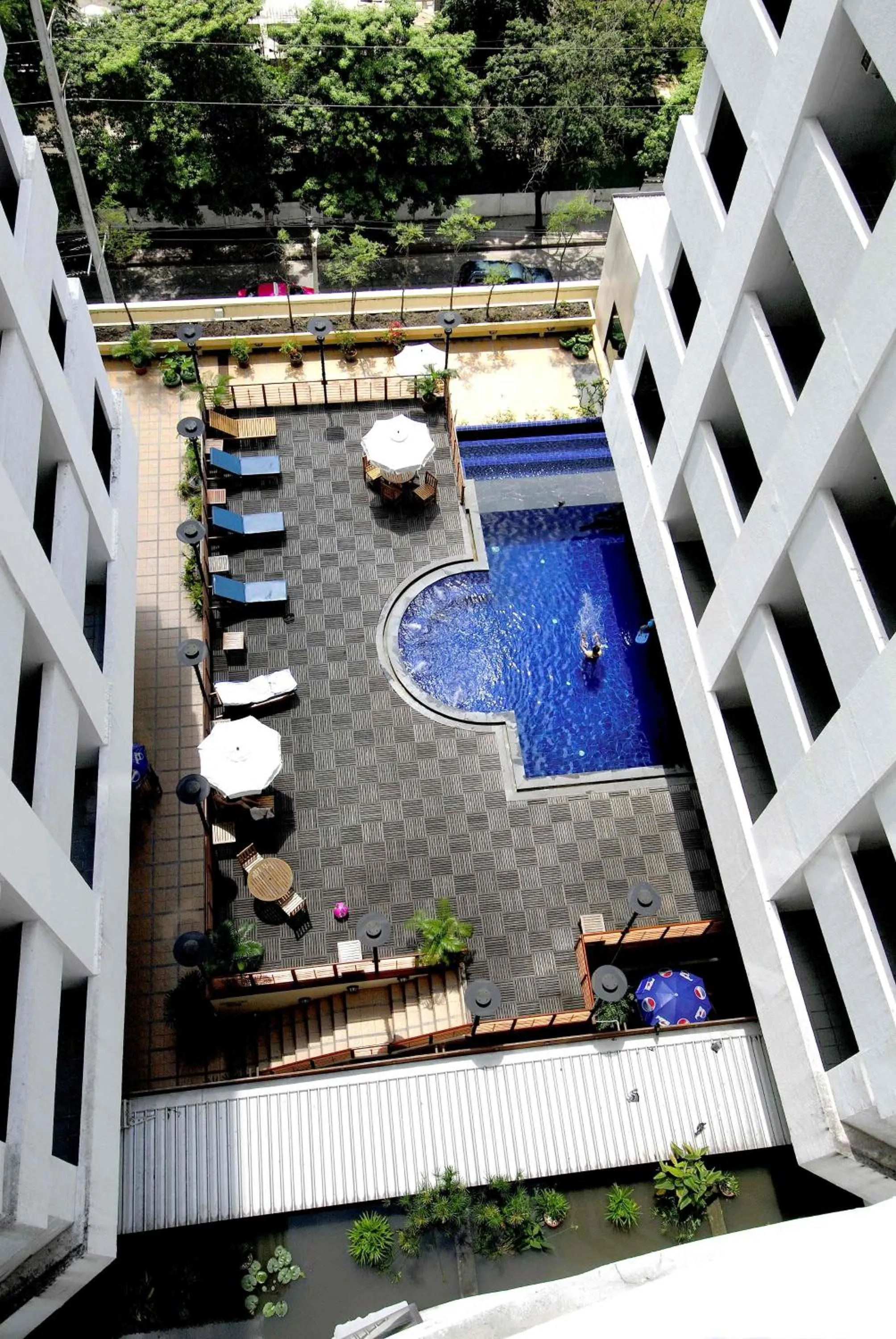 Pool view in Princeton Bangkok