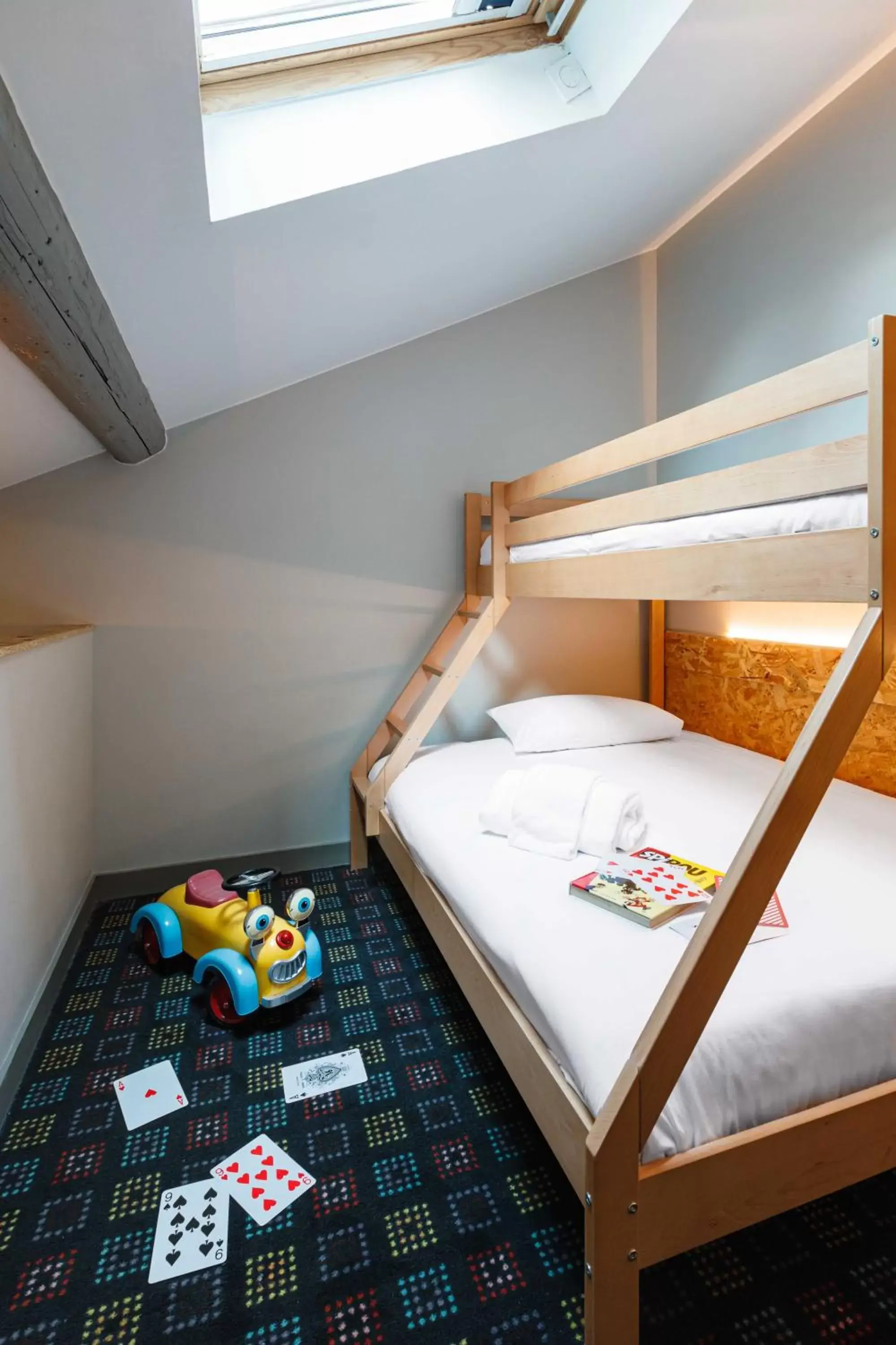 Bed, Bunk Bed in Greet Hotel Lyon Confluence