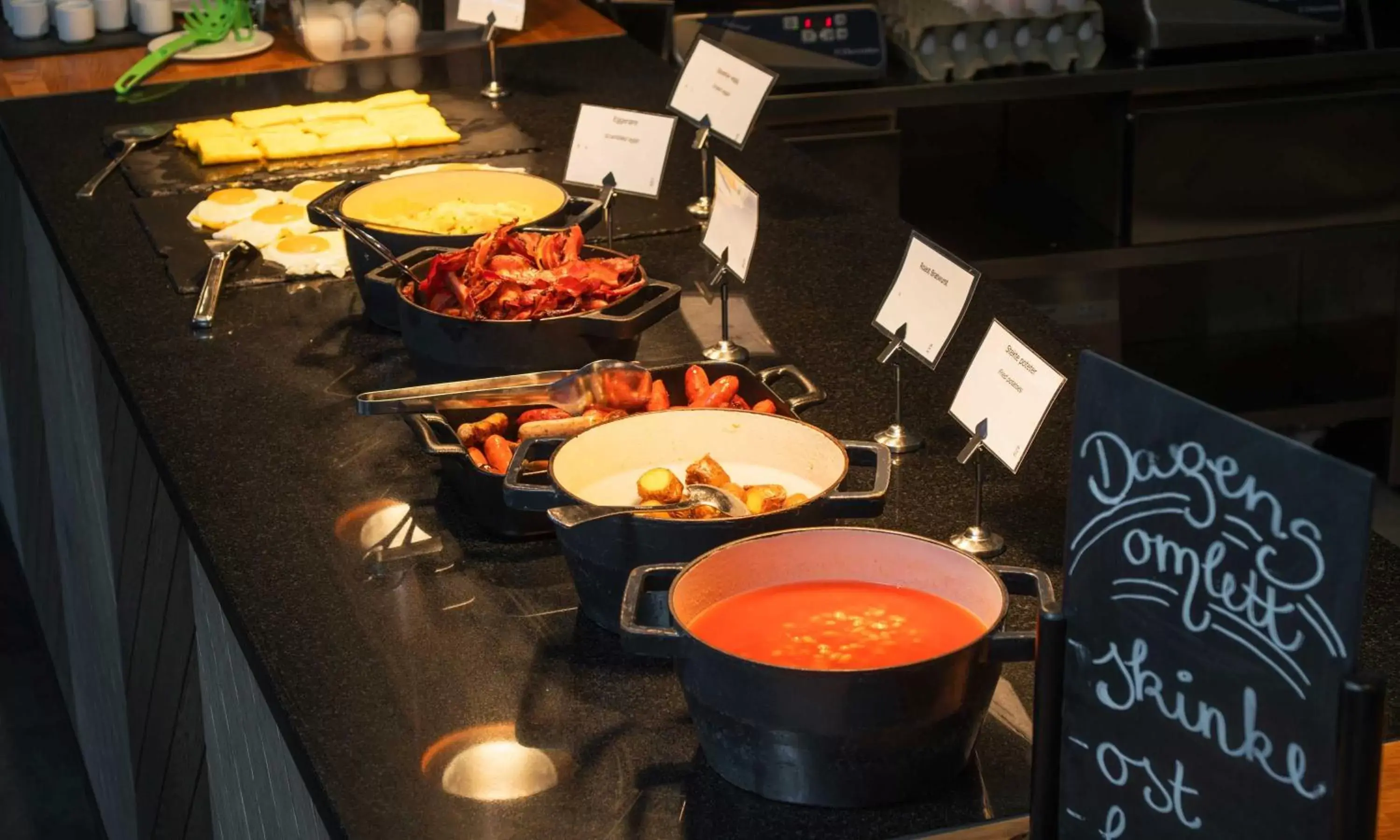 Buffet breakfast in Thon Partner Hotel Ullevaal Stadion Buffet breakfast in Thon Partner Hotel Ullevaal Stadion