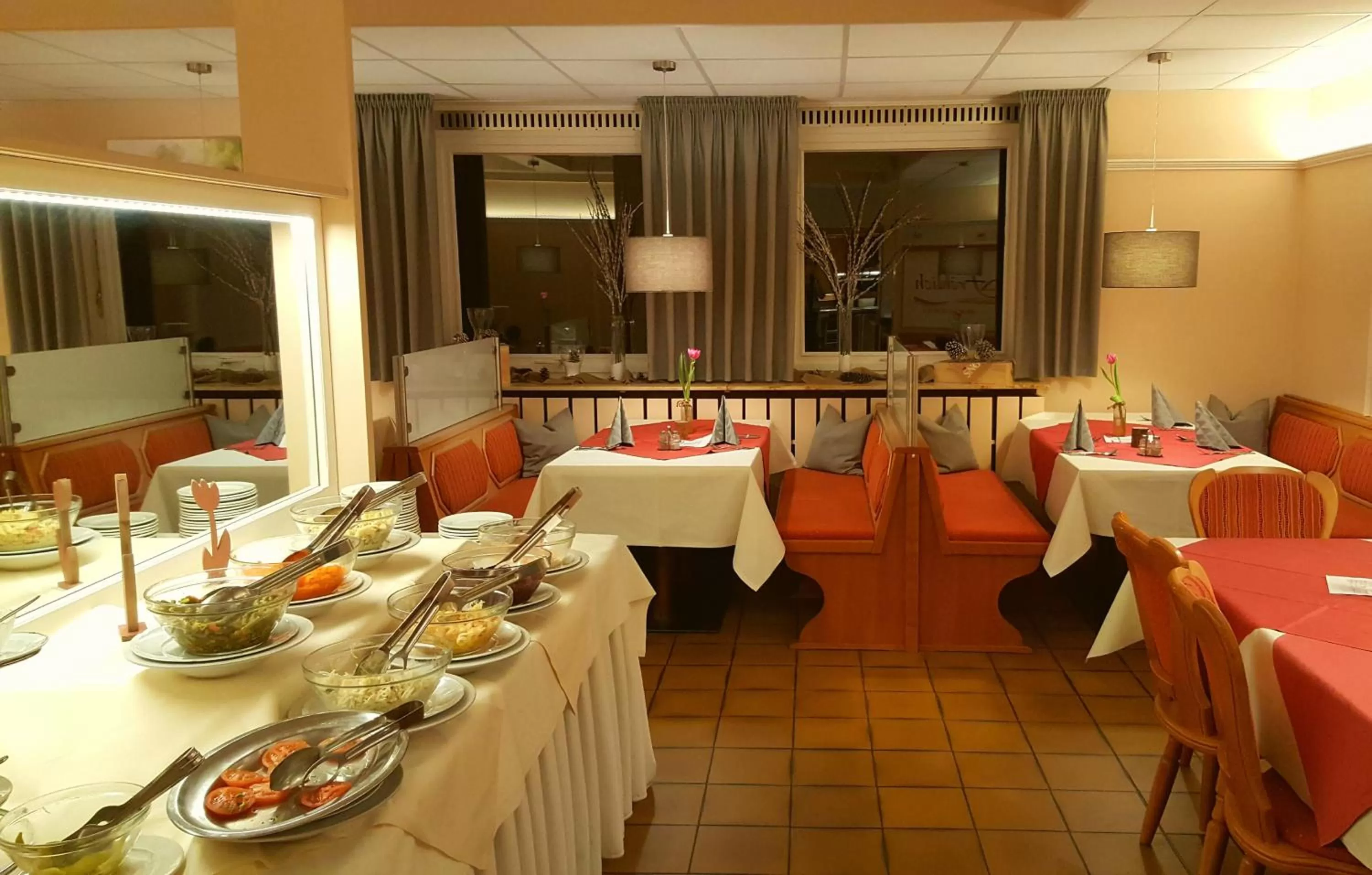 Restaurant/places to eat in Hotel-Restaurant Fröhlich