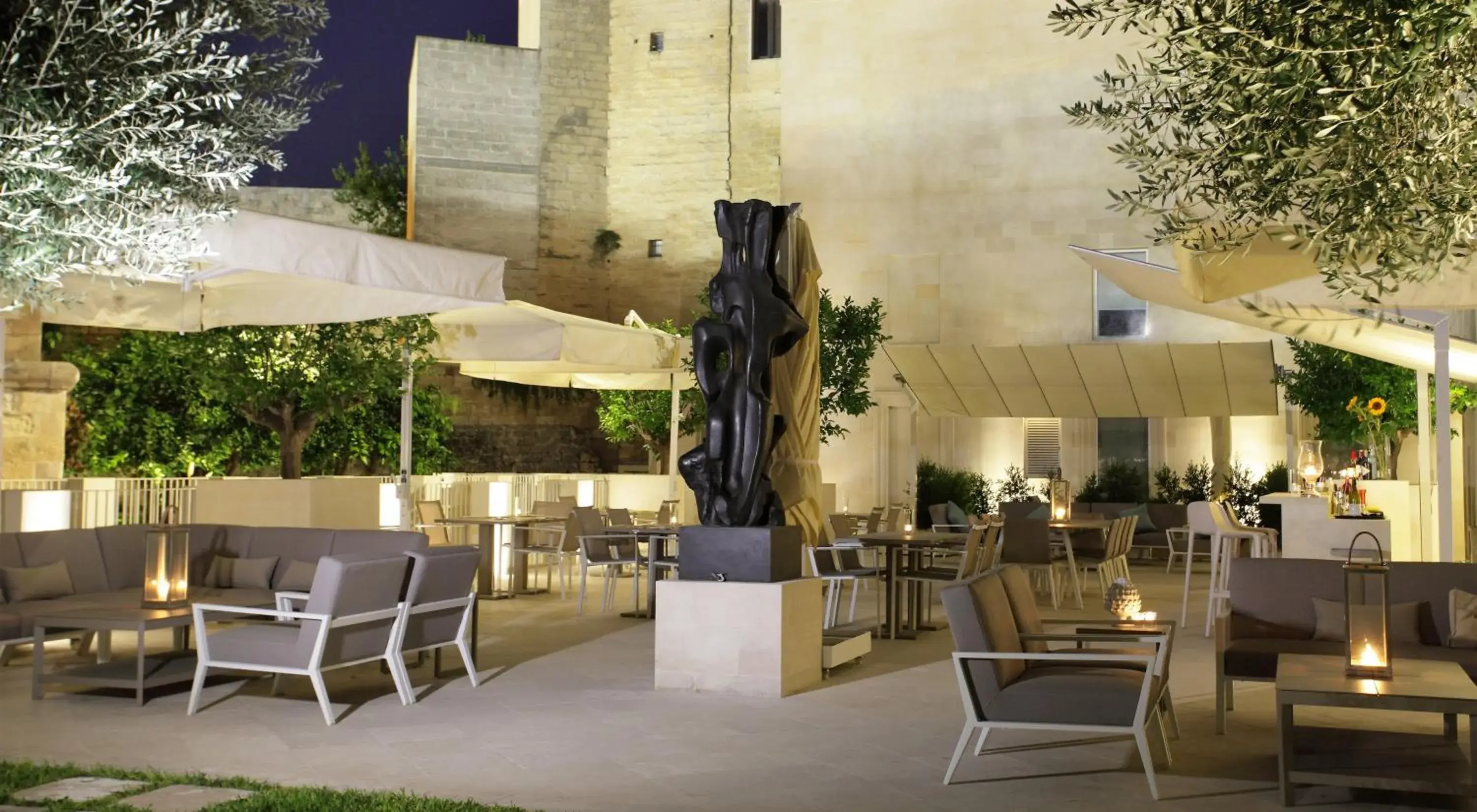 Restaurant/Places to Eat in La Fiermontina - luxury home hotel