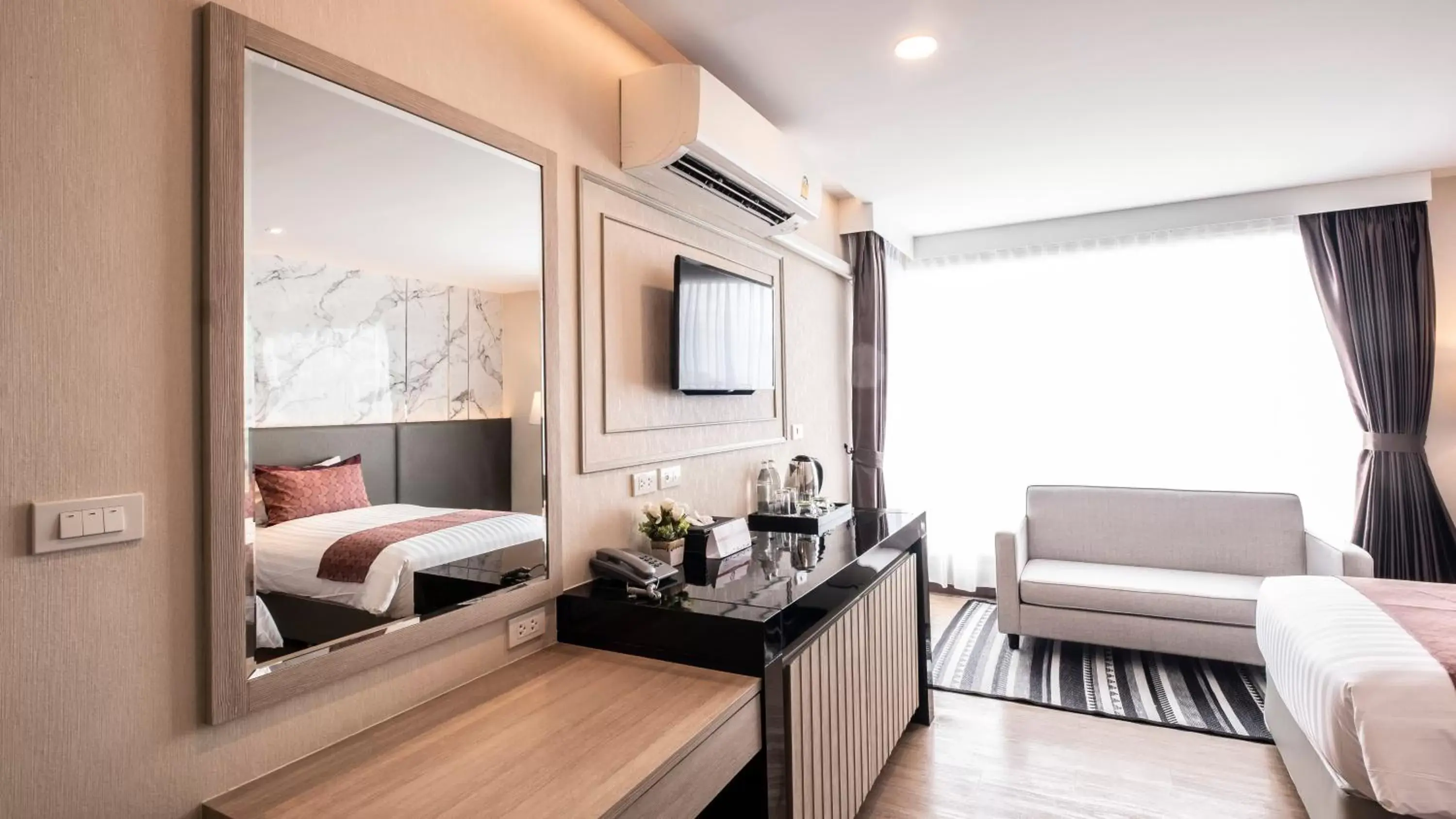 Bedroom, Bed in Sinsuvarn Airport Suite Hotel SHA Extra Plus Certified B5040