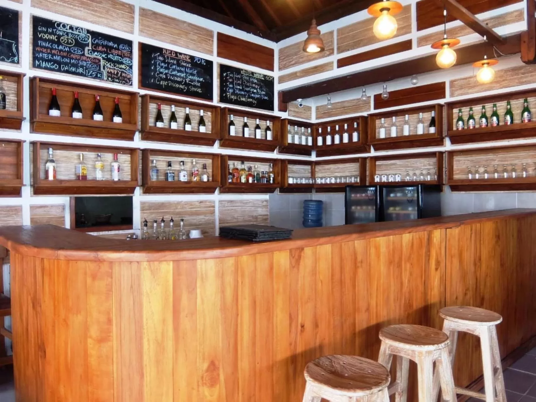 Lounge or bar in Pemedal Beach Resort