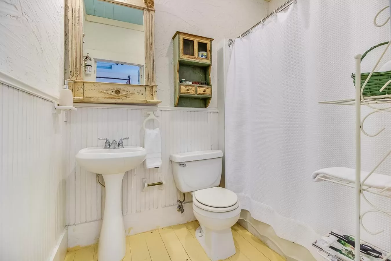 Bathroom in T'Frere's Bed & Breakfast