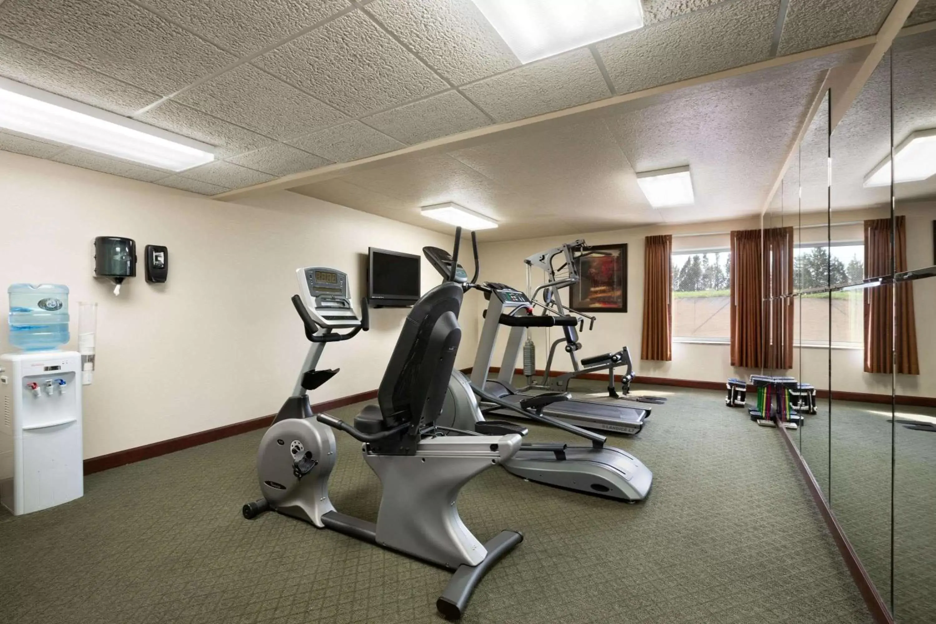 Fitness centre/facilities, Fitness Center/Facilities in Baymont by Wyndham Mandan Bismarck Area