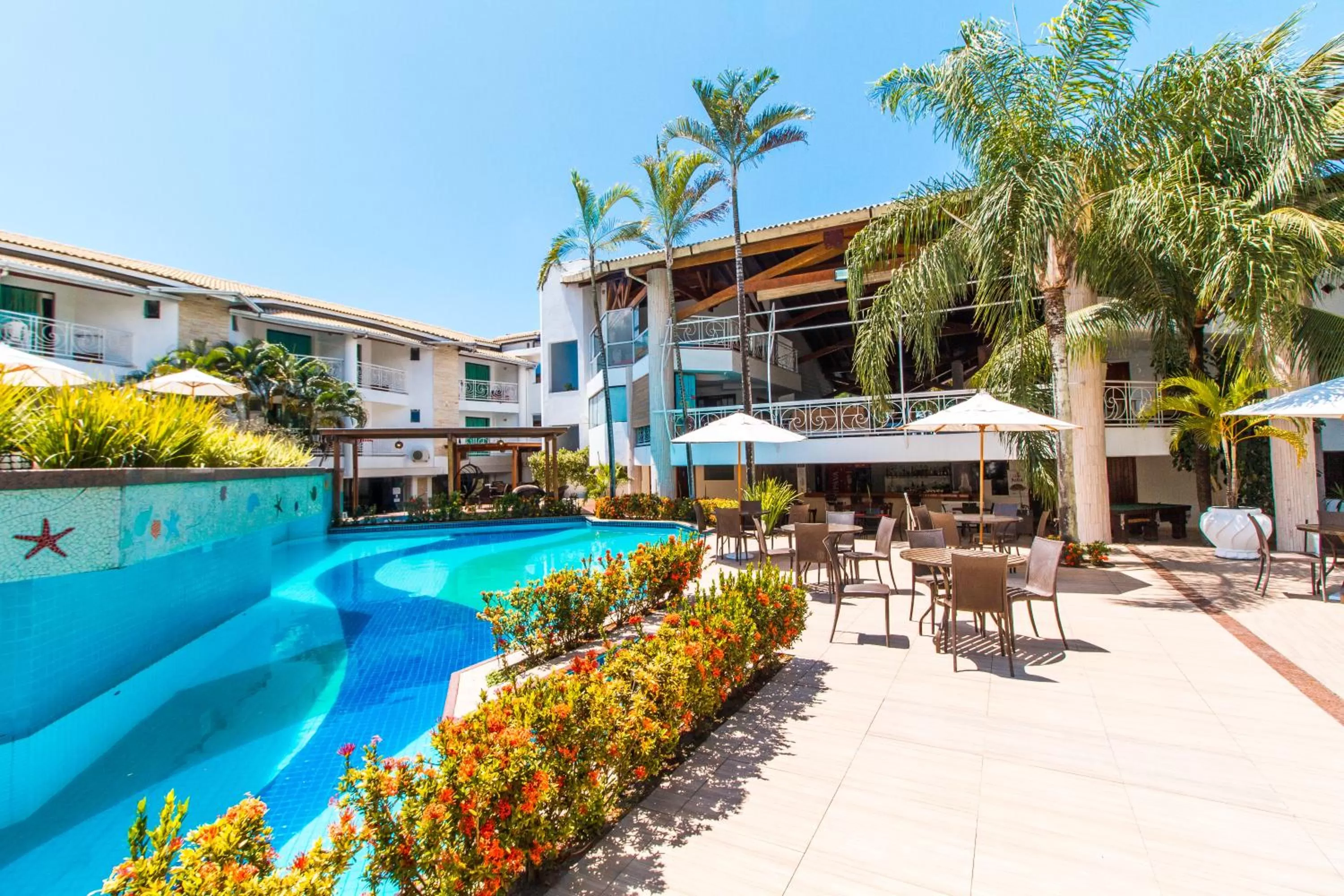 Swimming pool in Portal Beach - Rede Soberano