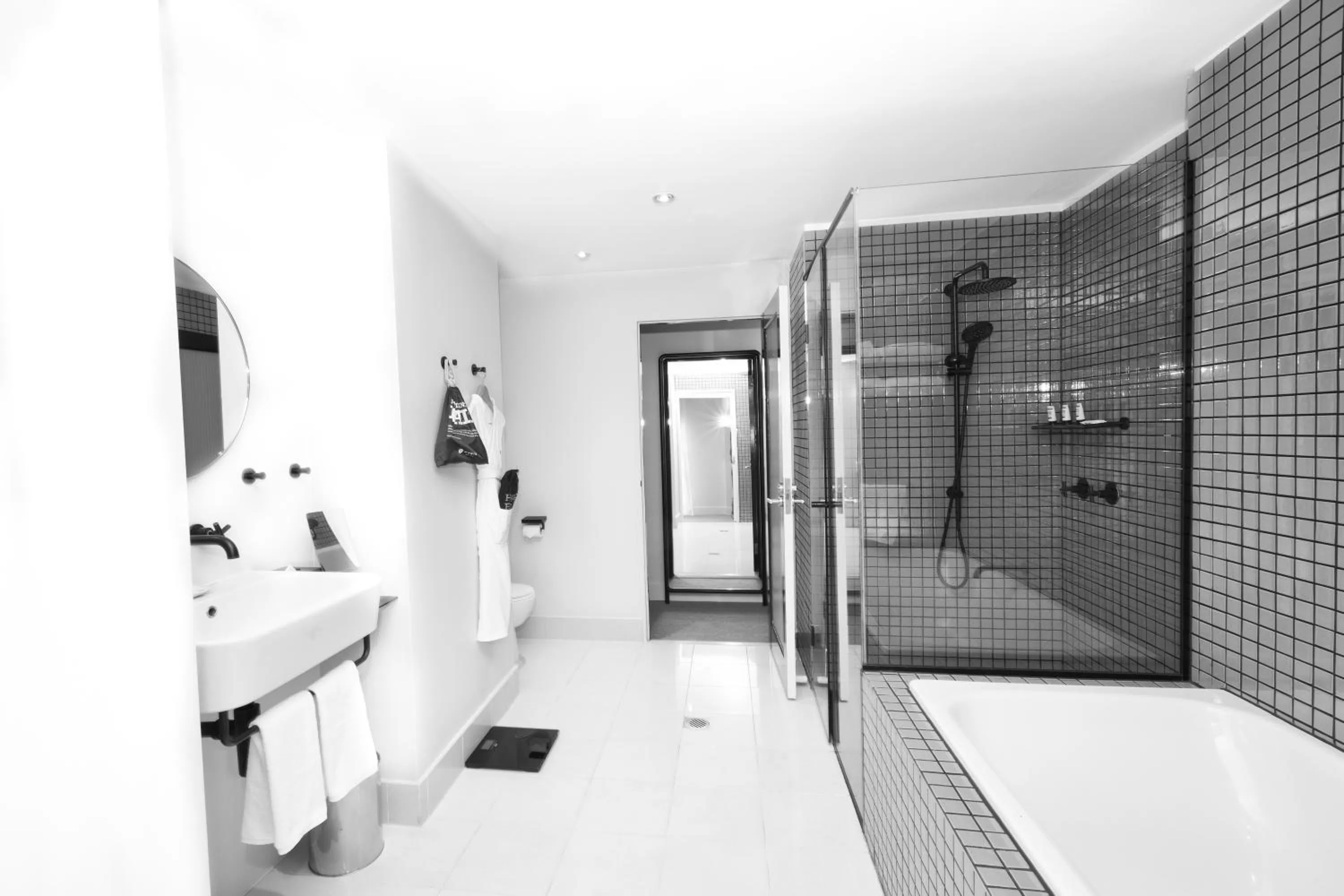 Bathroom in Ovolo Sydney Woolloomooloo, a Wyndham Hotel