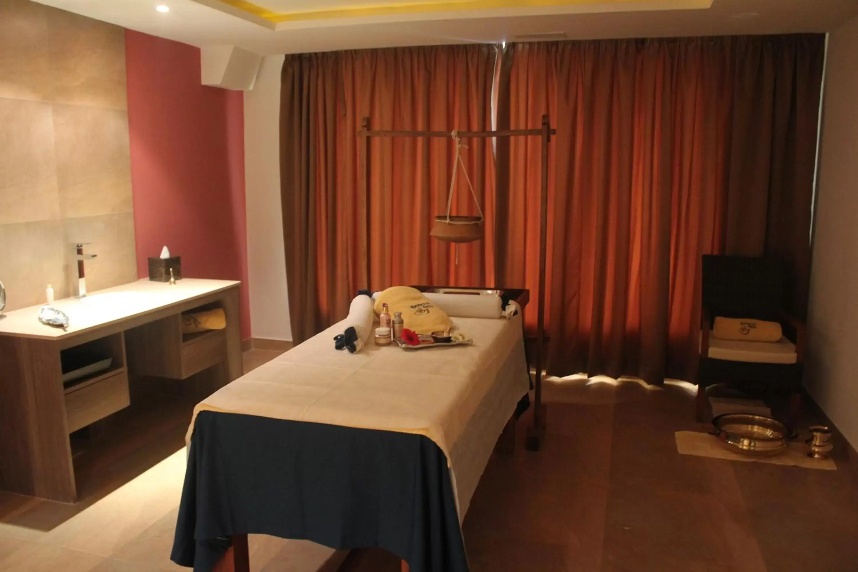 Massage in Radisson Blu Plaza Hotel Hyderabad Banjara Hills