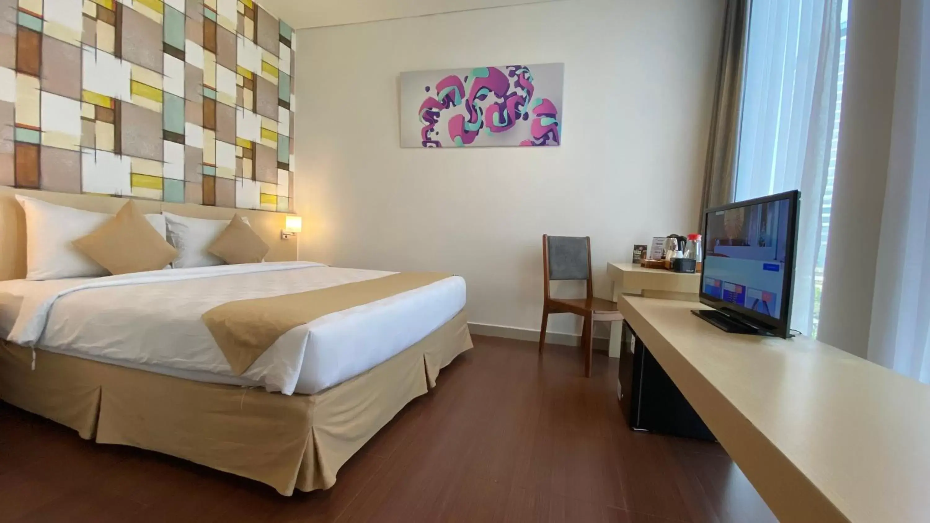 Bedroom, Bed in Hotel 88 Embong Malang Surabaya By WH