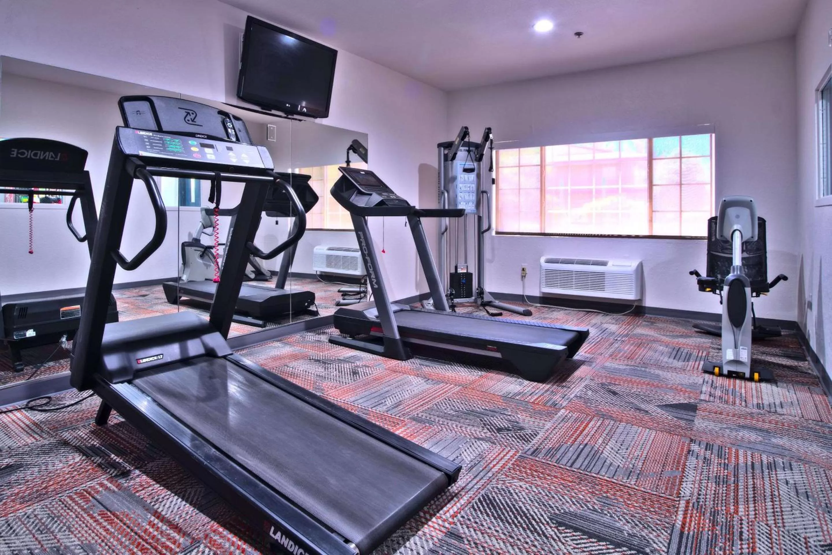 Fitness centre/facilities in Comfort Inn & Suites Sierra Vista near Ft Huachuca