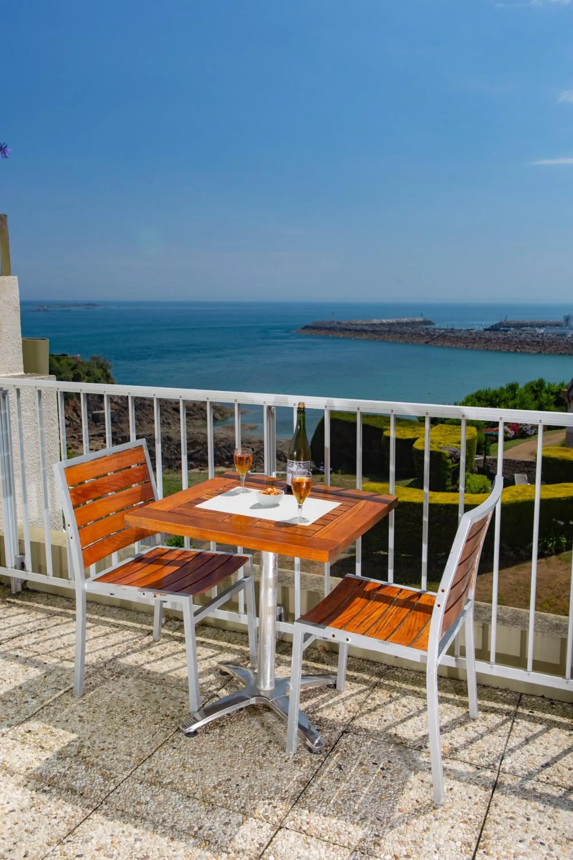 Comfort Double Room with Terrace and Sea View in Hotel Ker Moor Preference