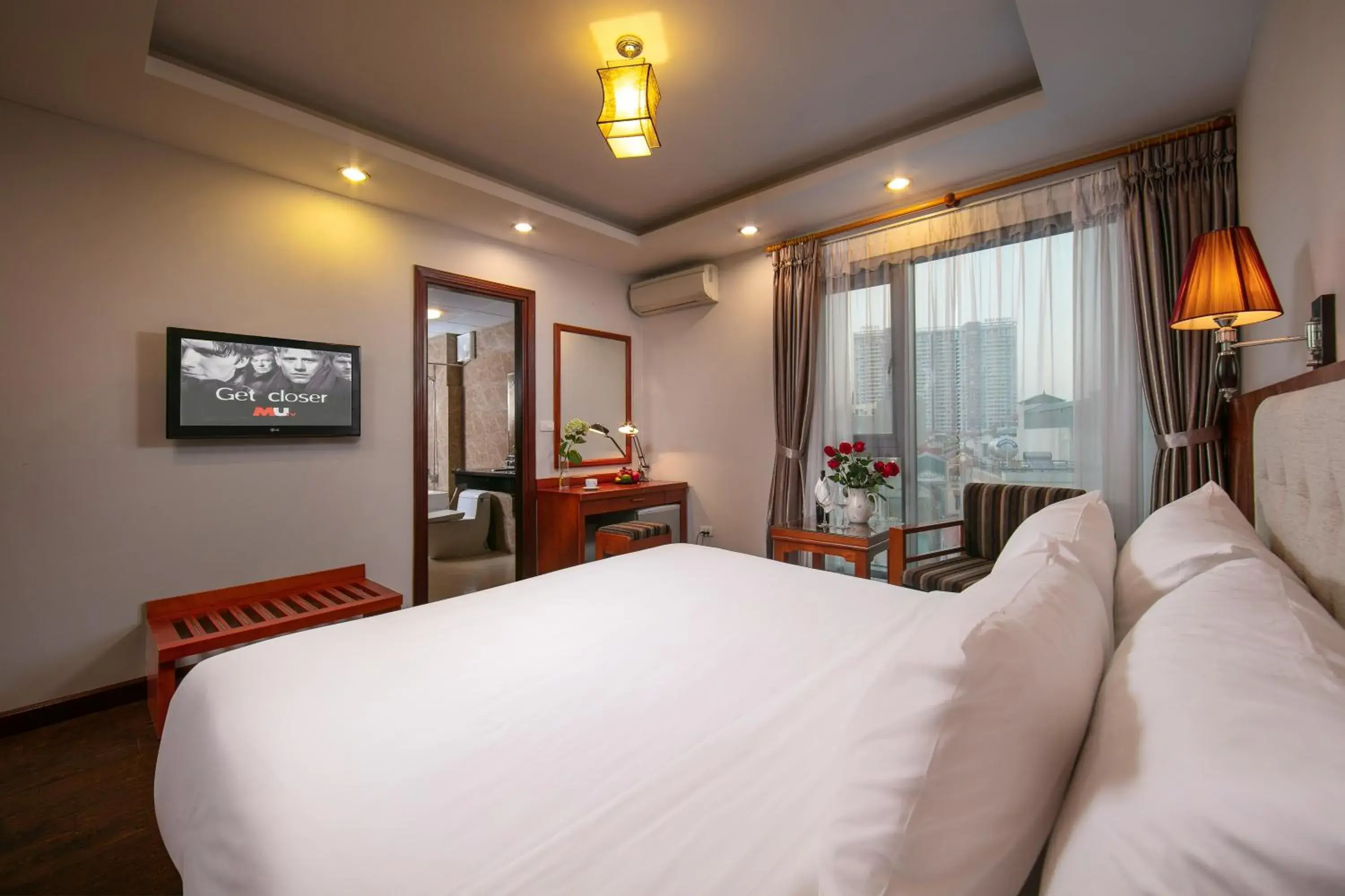 Photo of the whole room, Bed in Sen Luxury Hotel - Managed by Sen Hotel Group Photo of the whole room, Bed in Sen Luxury Hotel - Managed by Sen Hotel Group