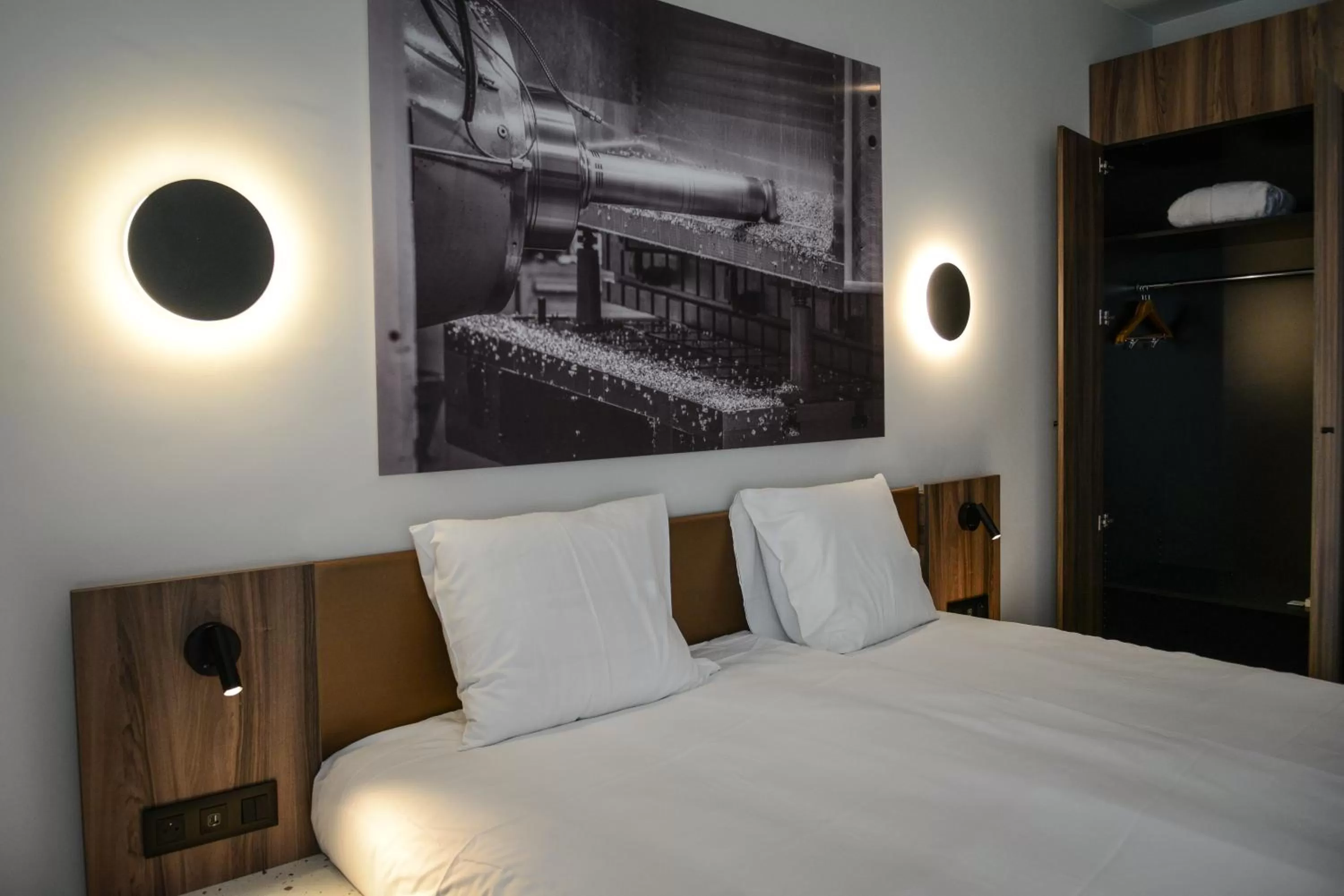 Bed in Pegard Andenne Centre