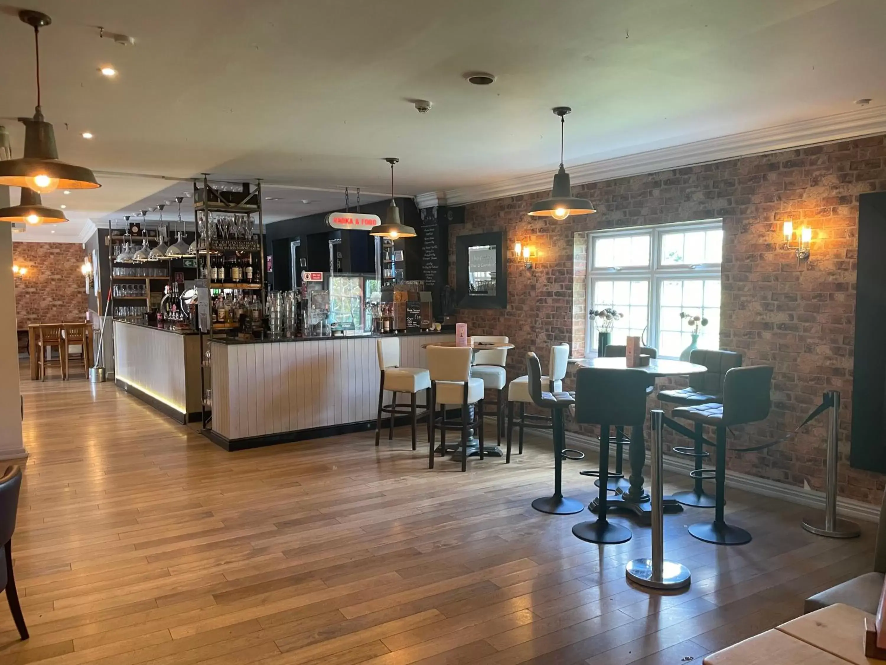 Lounge or bar, Restaurant/Places to Eat in Littleover Lodge Hotel