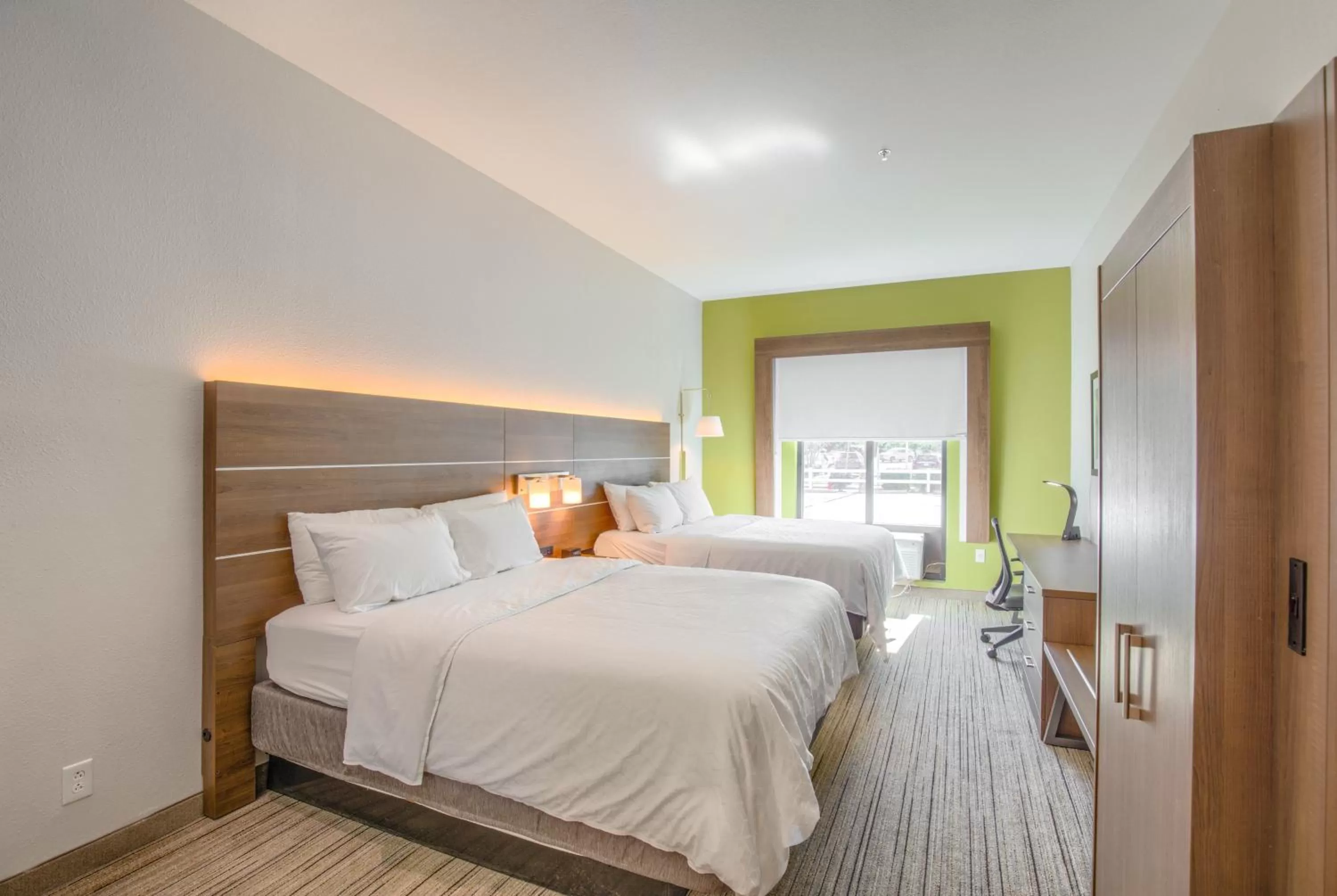 Bed in Holiday Inn Express Hotel & Suites Gulf Shores by IHG