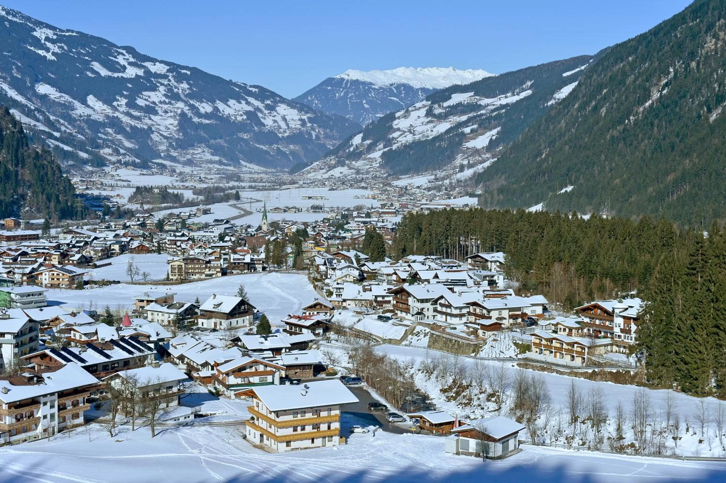Facade/entrance in Hotel Ländenhof Superior