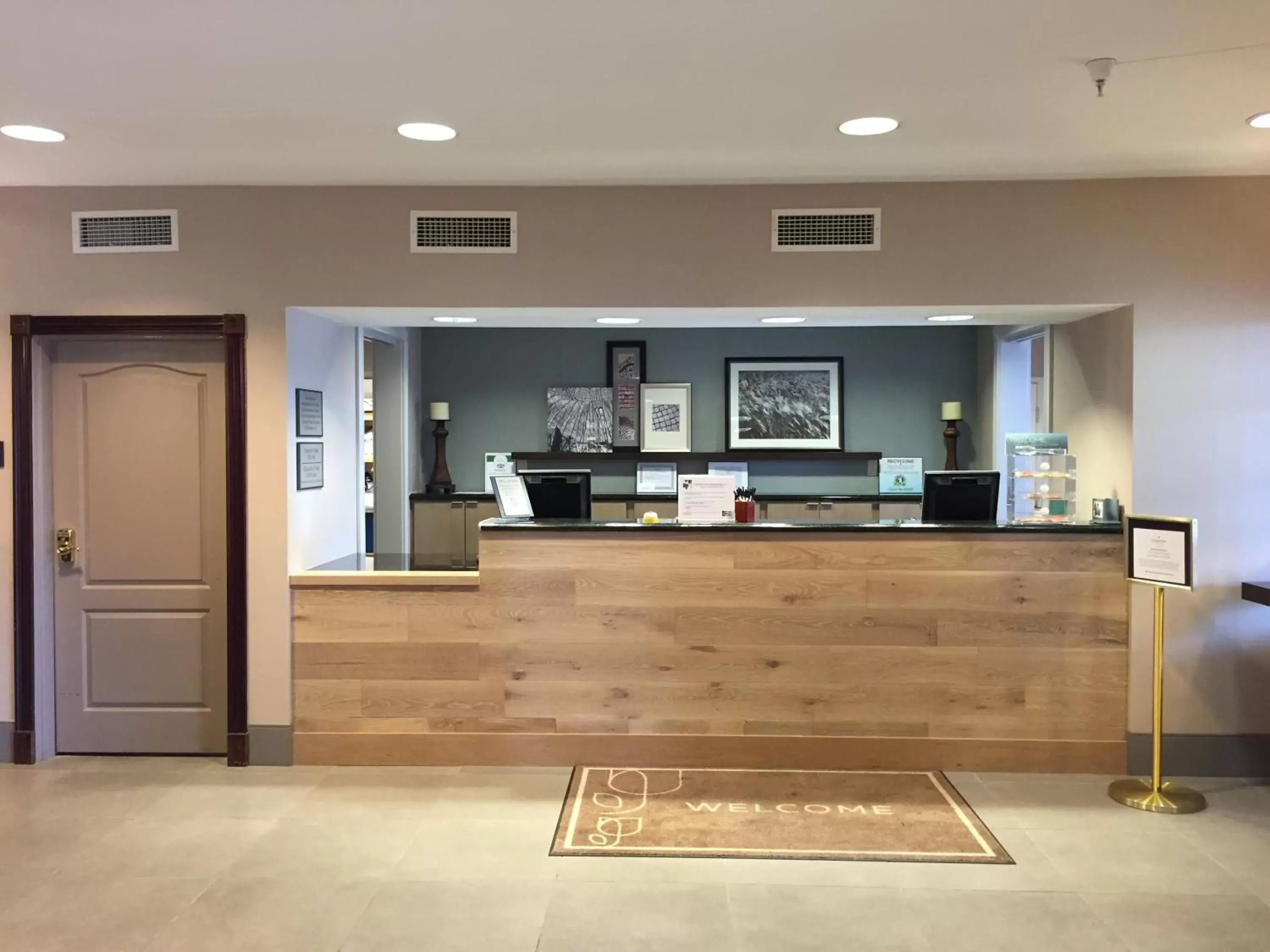 Lobby or reception, Lobby/Reception in Country Inn & Suites by Radisson, Lima, OH