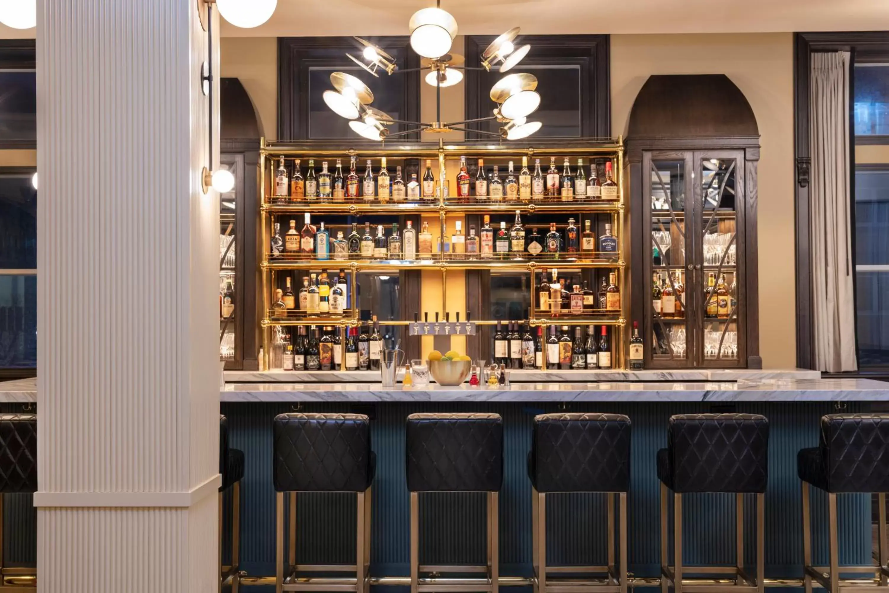 Lounge or bar in Kimpton Cottonwood Hotel by IHG Lounge or bar in Kimpton Cottonwood Hotel by IHG