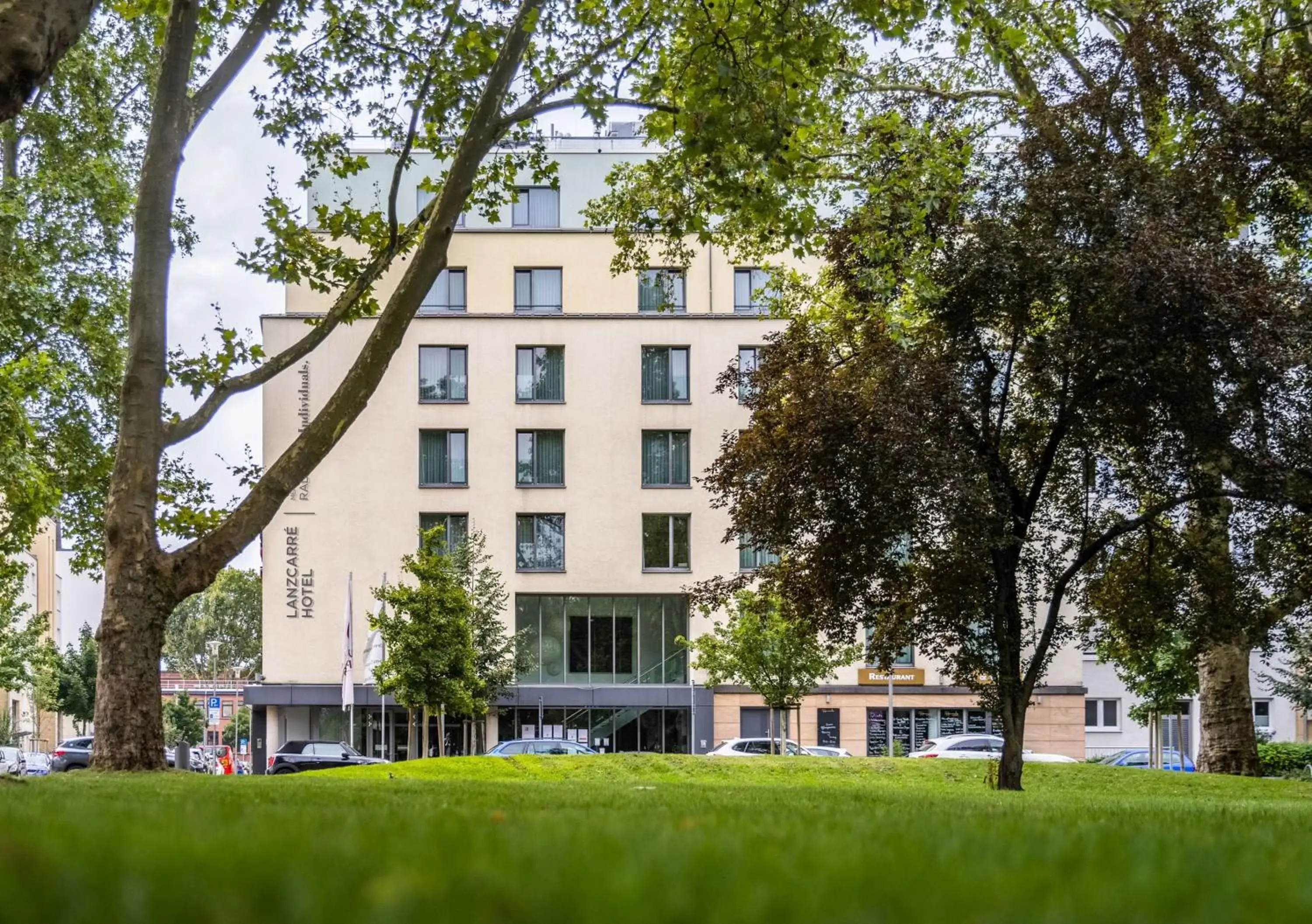 Property Building in Lanzcarré Hotel Mannheim, a member of Radisson Individuals