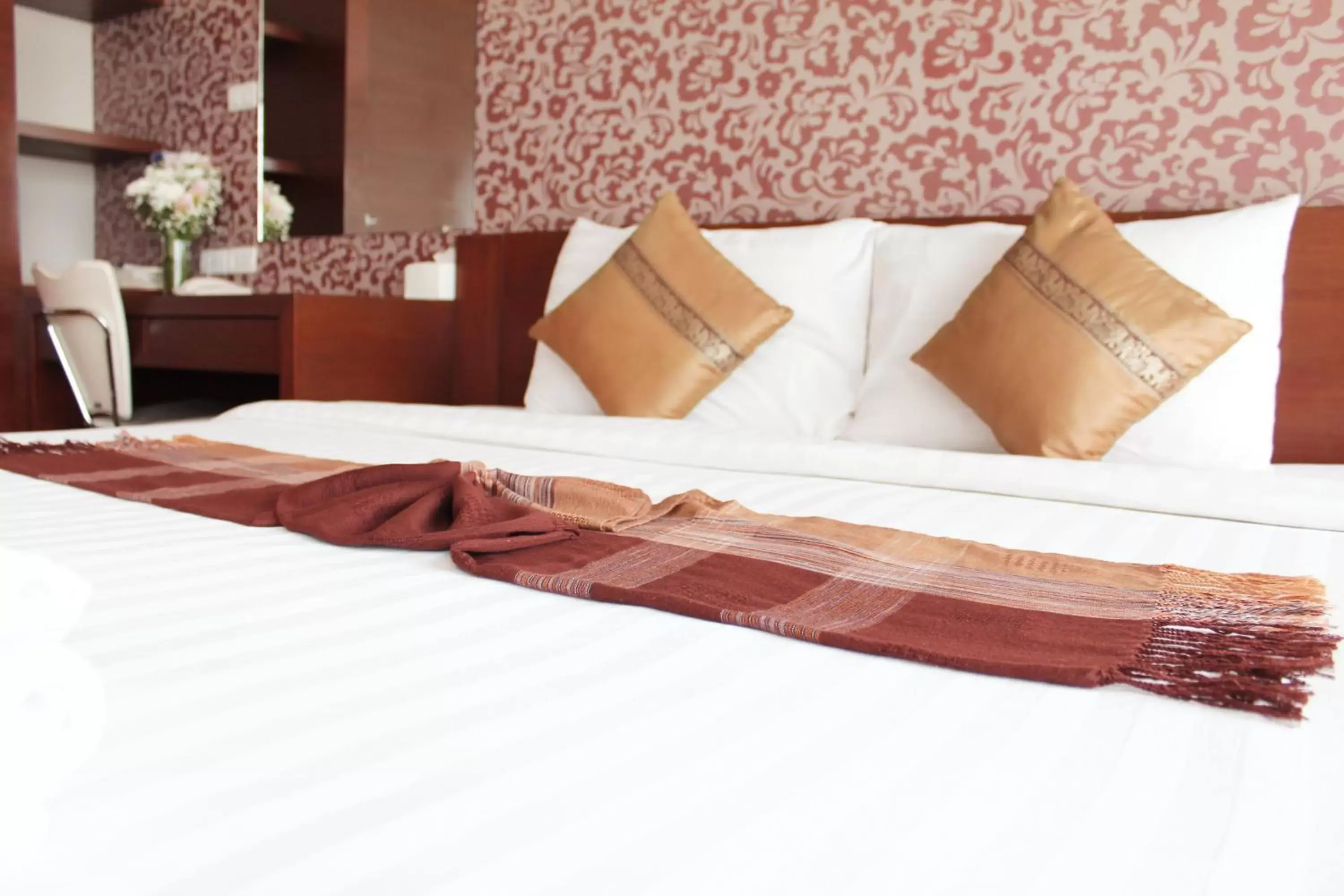 Bedroom, Bed in Baiyoke Ciao Hotel