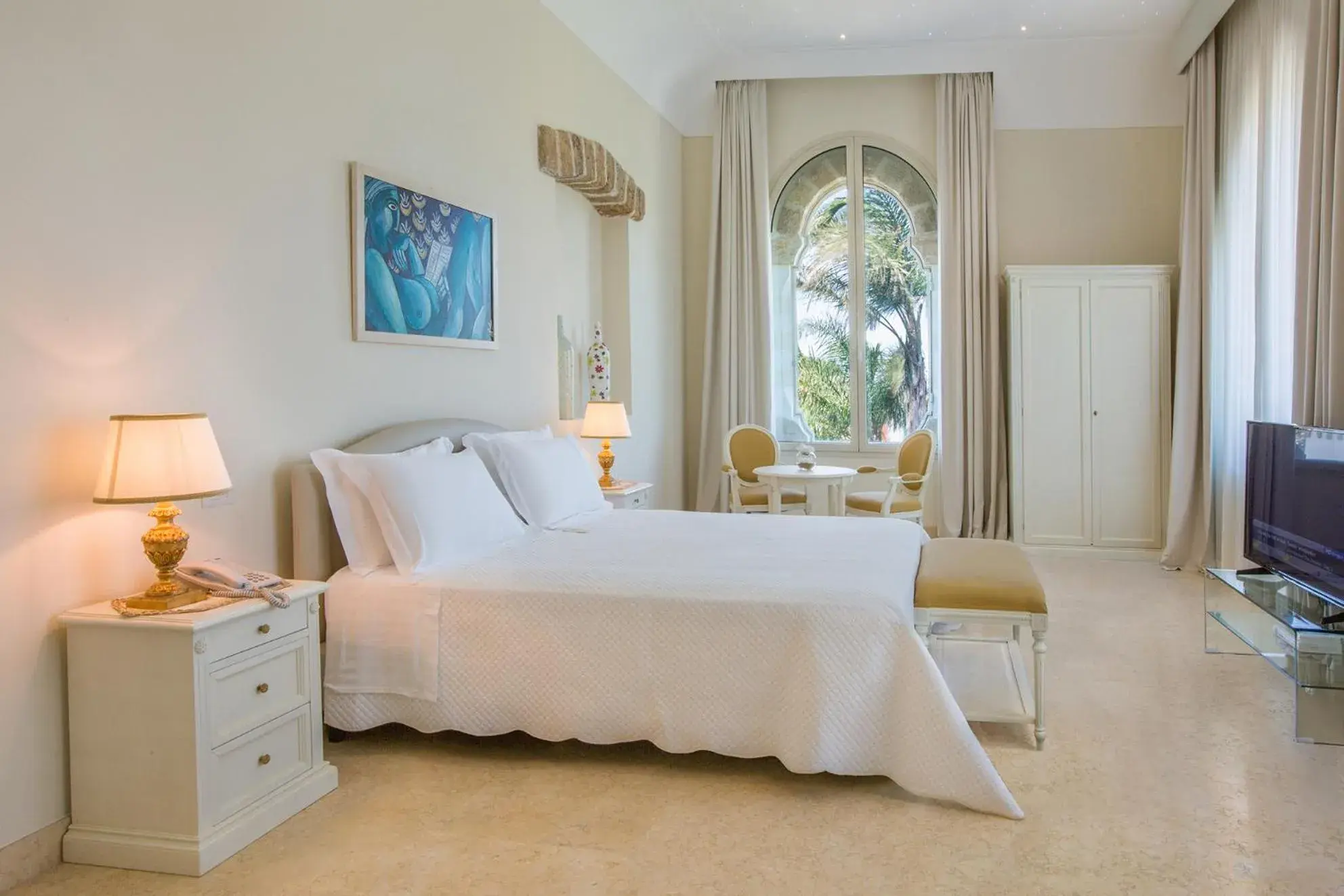 Bed in Sangiorgio Resort & Spa