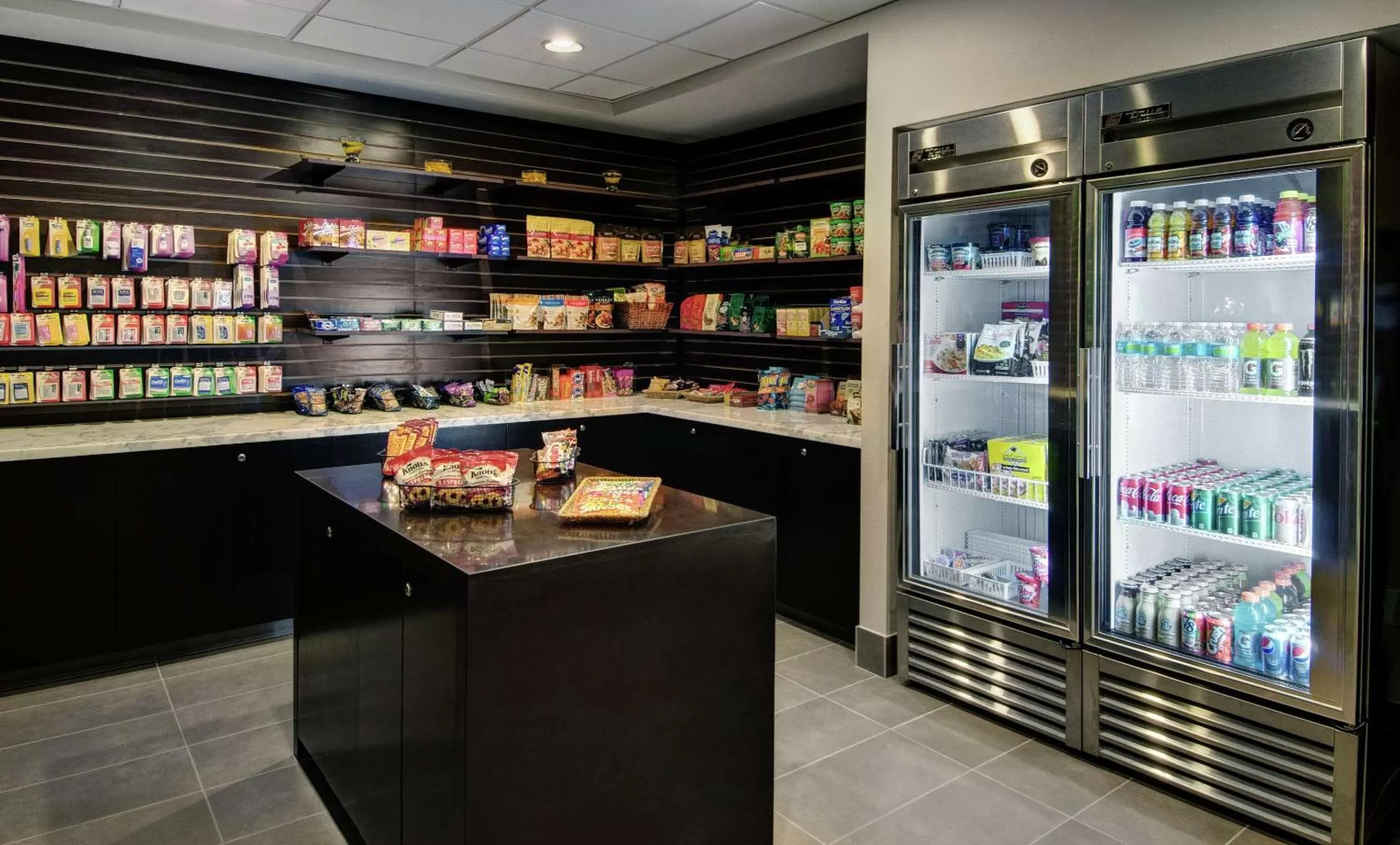 Restaurant/places to eat in Embassy Suites by Hilton West Palm Beach Central