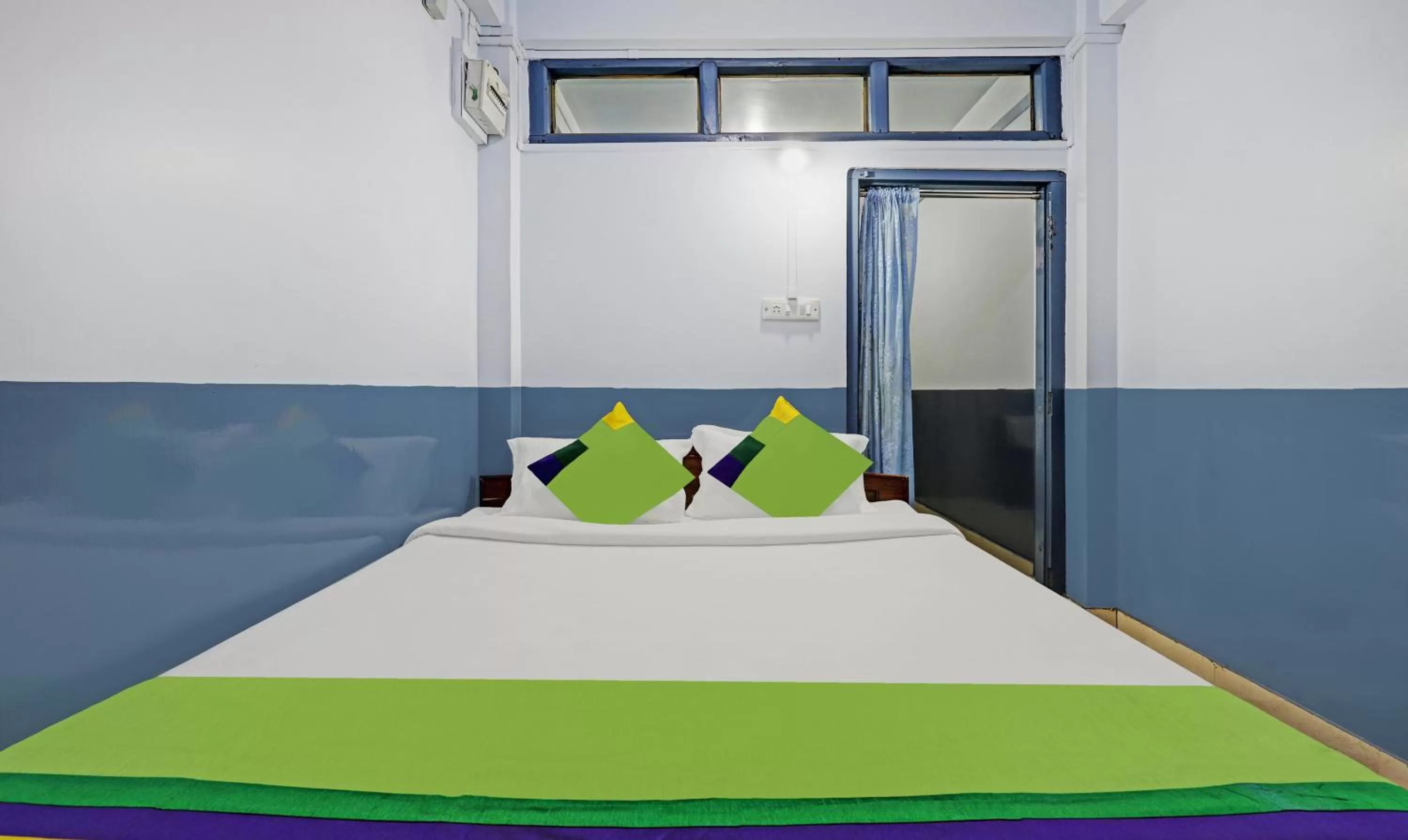 Bed in Itsy Hotels Shillong Tower Guesthouse