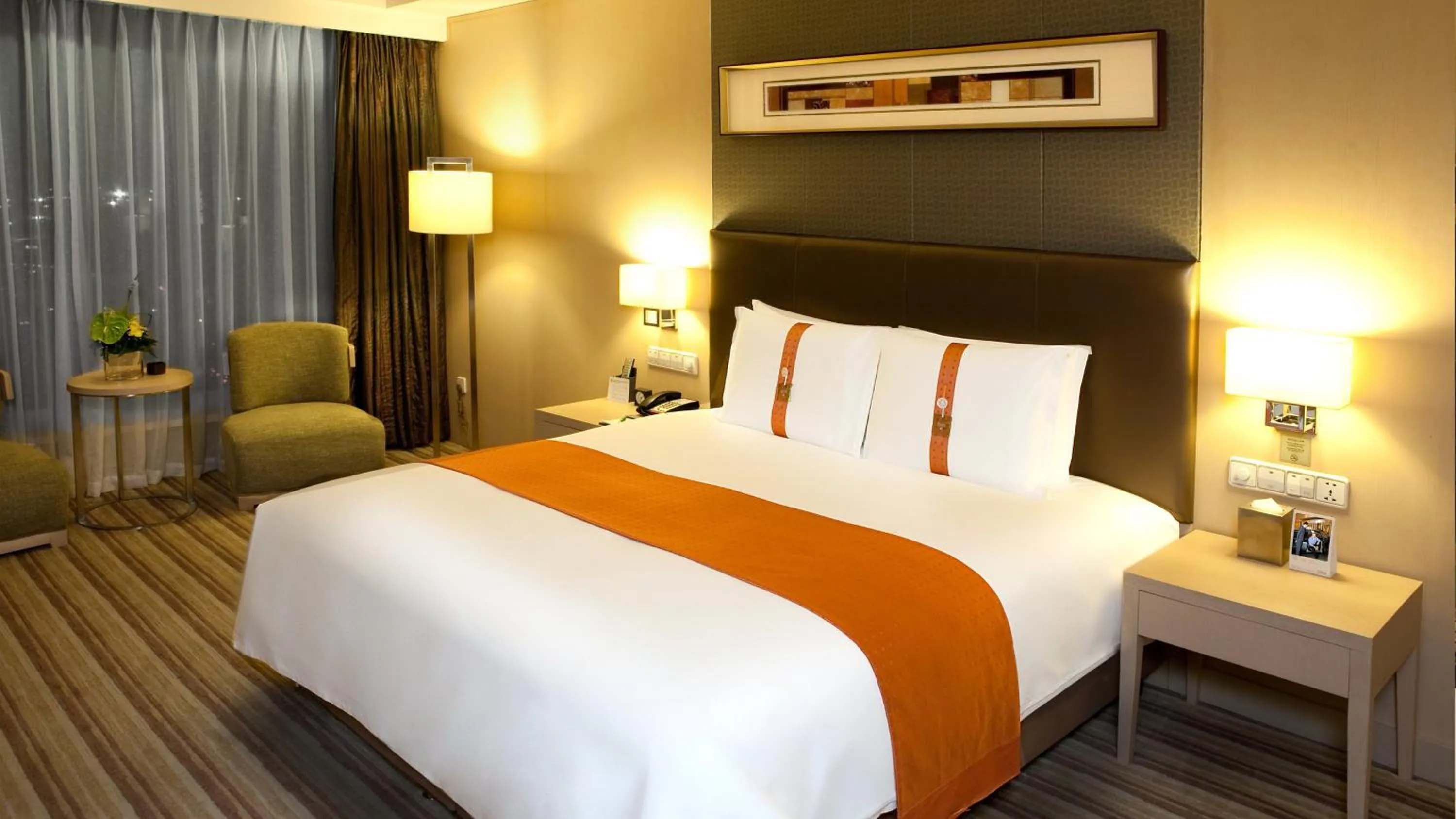 Photo of the whole room in Qingdao Parkview Holiday Hotel