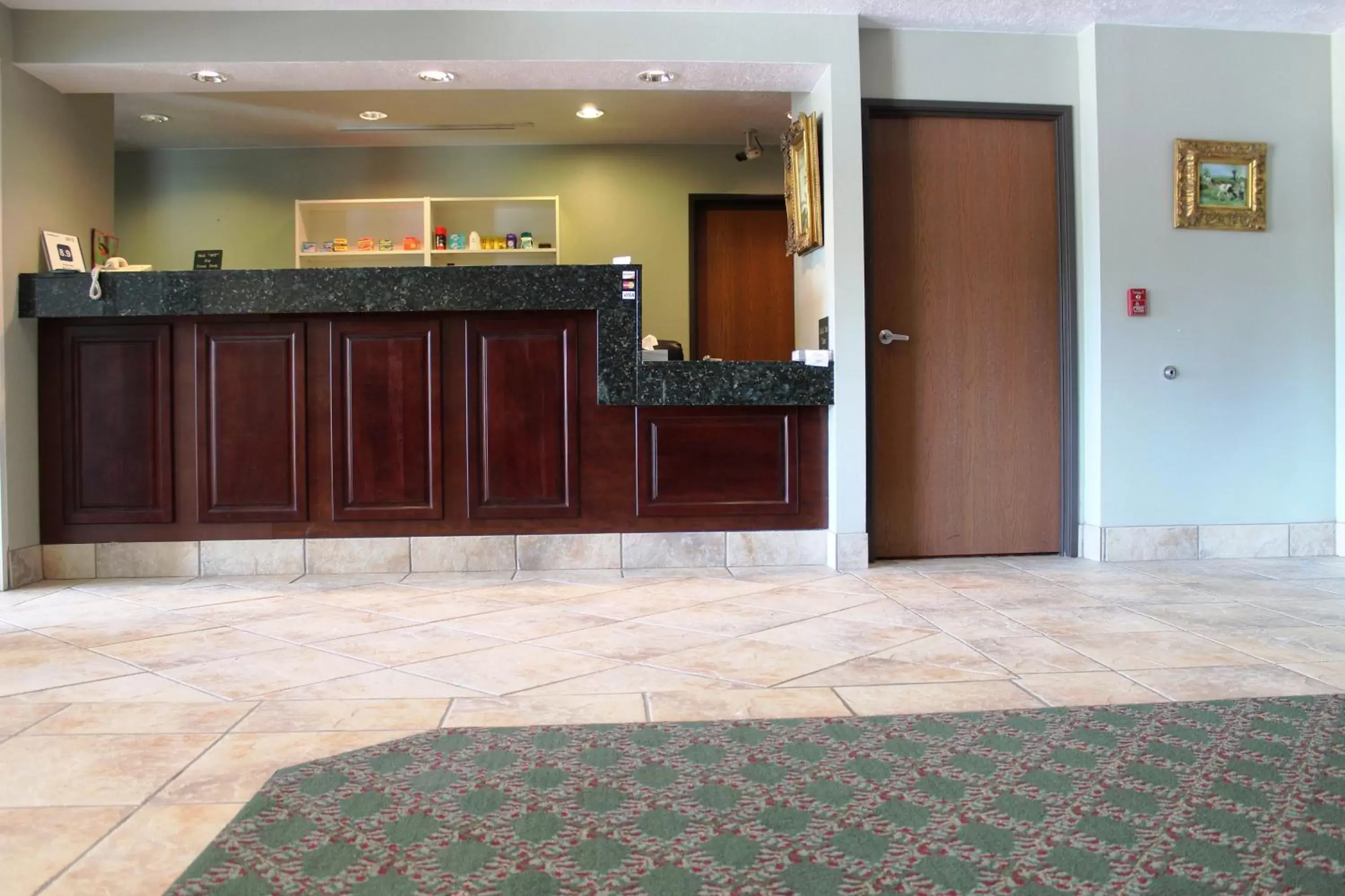 On-site shops, Lobby/Reception in Scipio Hotel