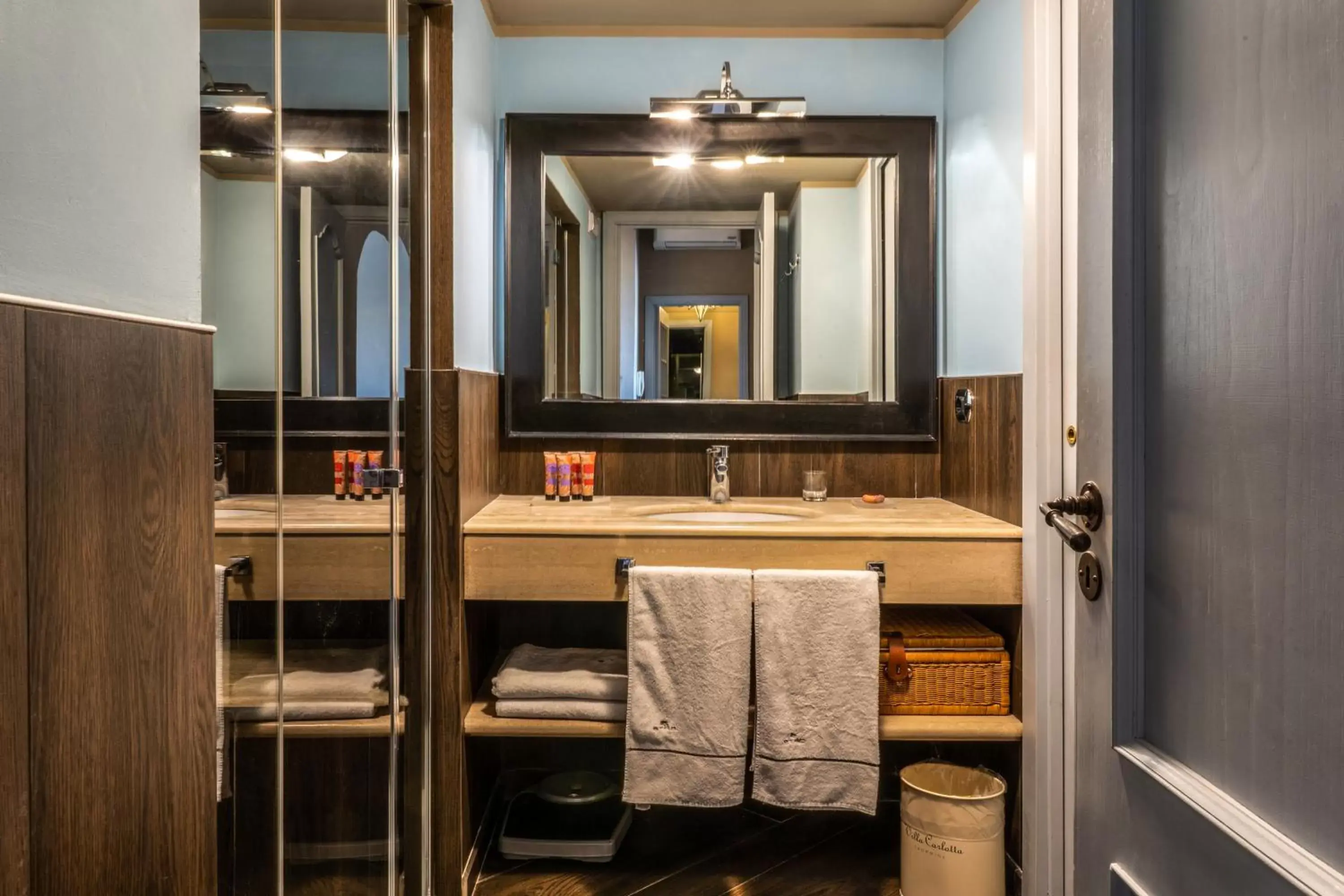 Bathroom in Hotel Villa Carlotta