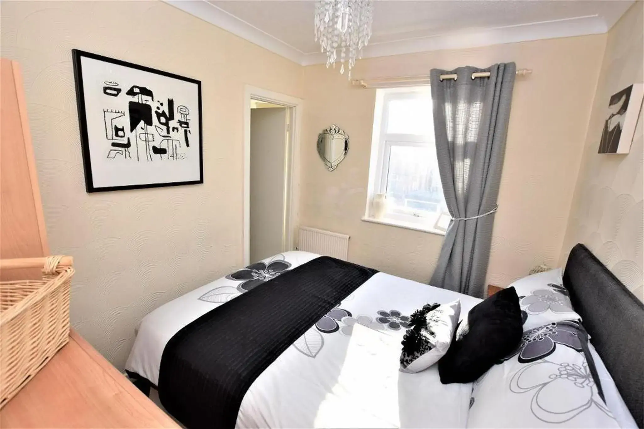 Comfort One-Bedroom Apartment 1st Floor in Bridle Lodge Apartments Comfort One-Bedroom Apartment 1st Floor in Bridle Lodge Apartments