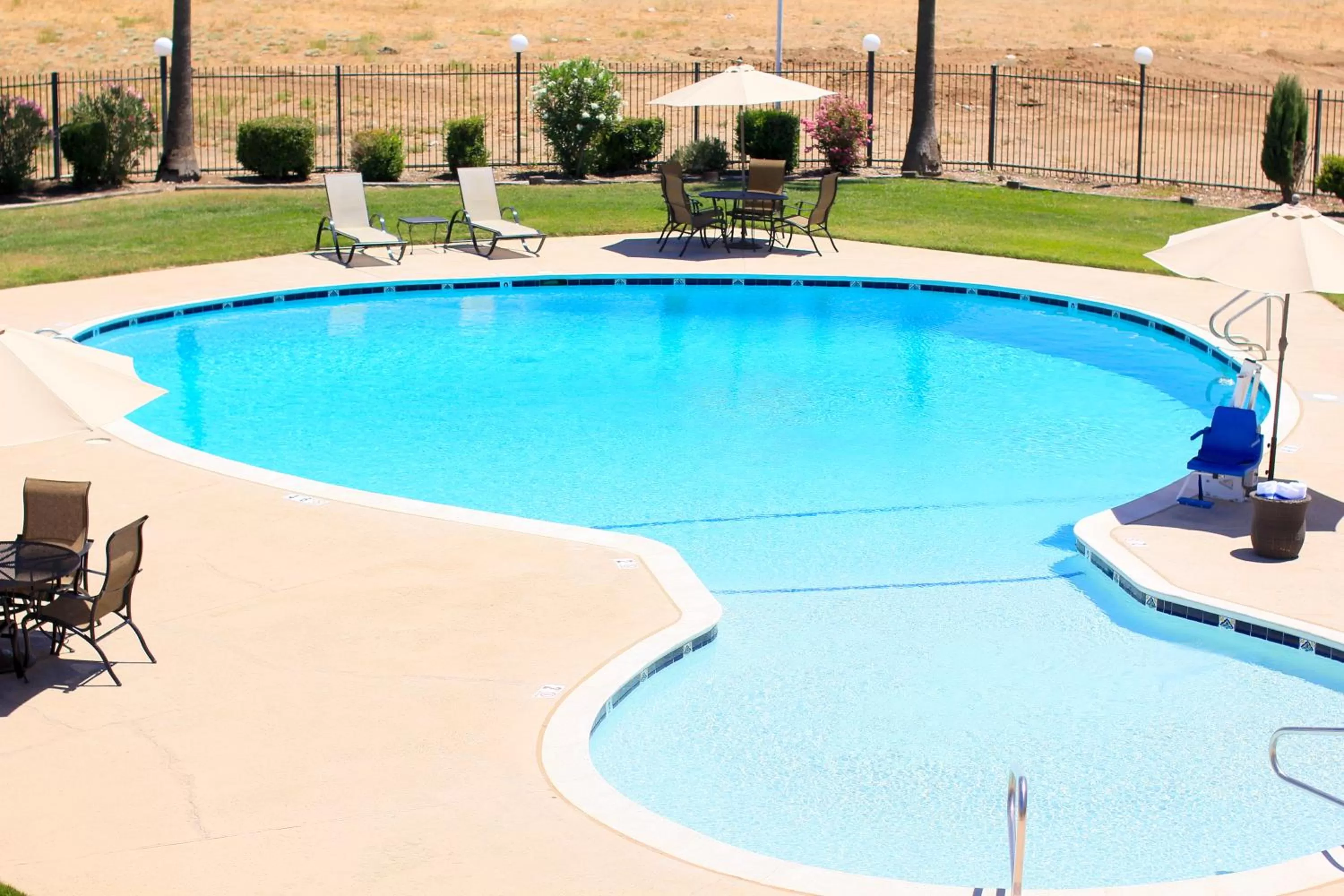 Swimming pool in Hotel Mission De Oro