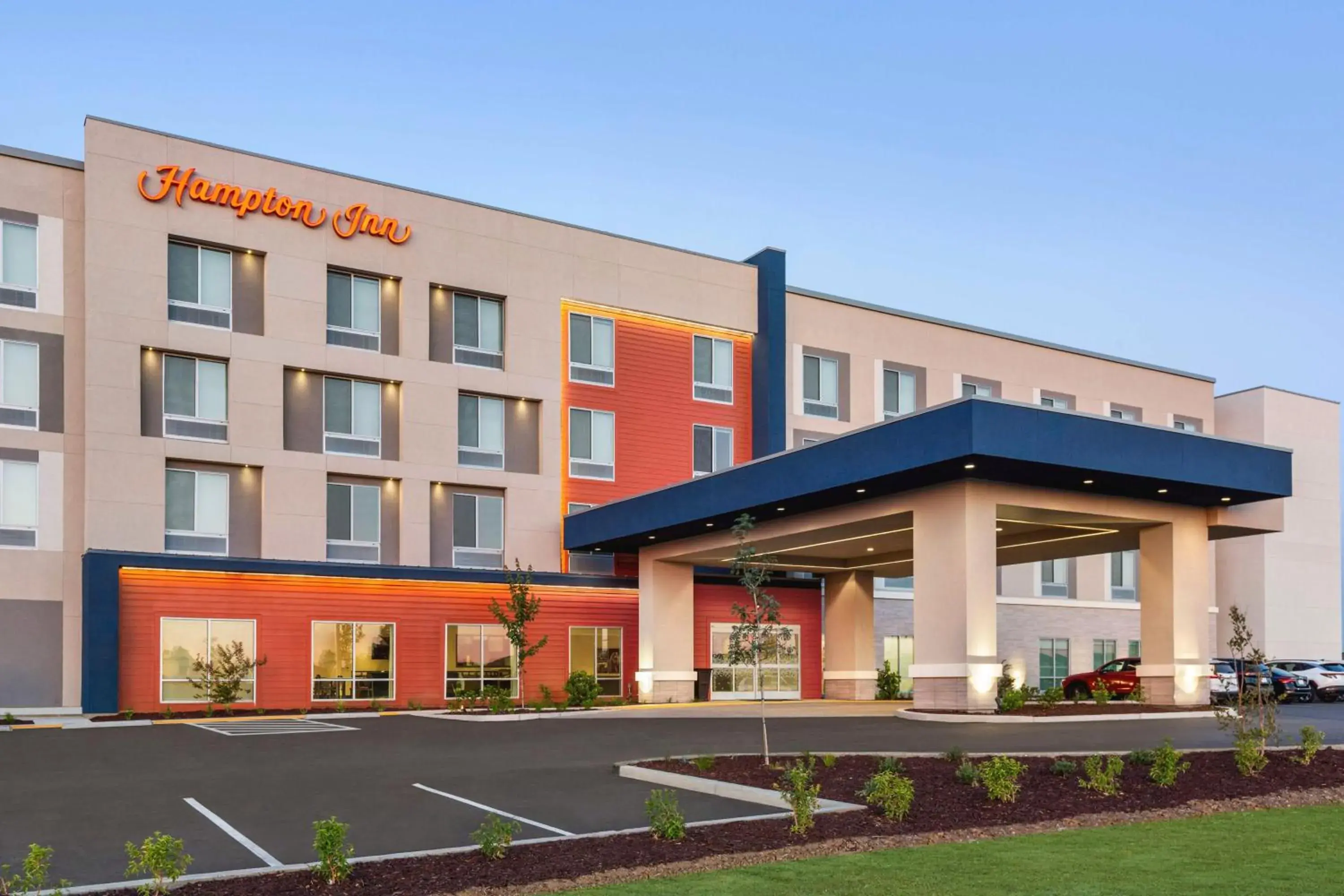 Property Building in Hampton Inn By Hilton Stockton, CA