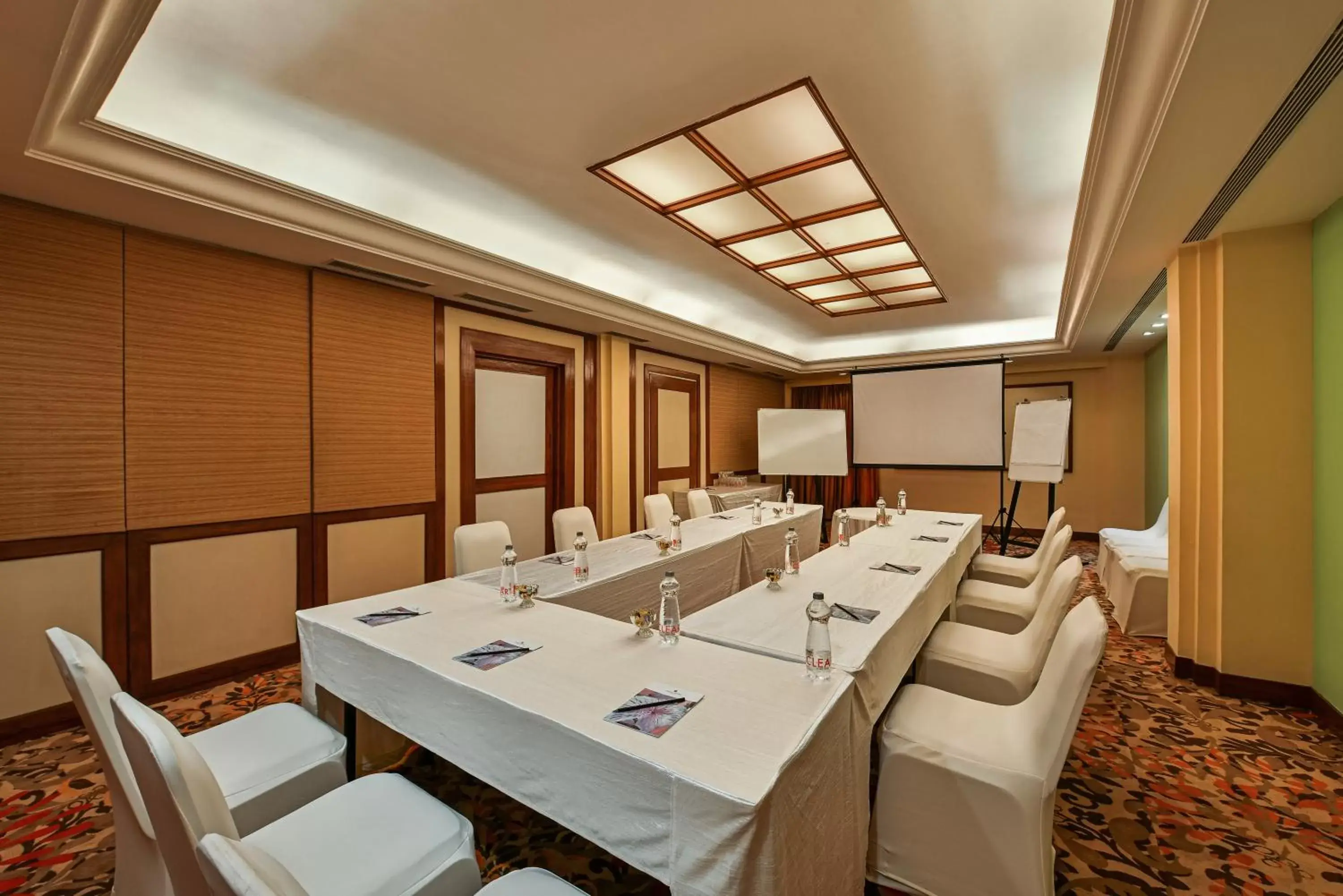 Meeting/conference room in Fariyas Resort Lonavala