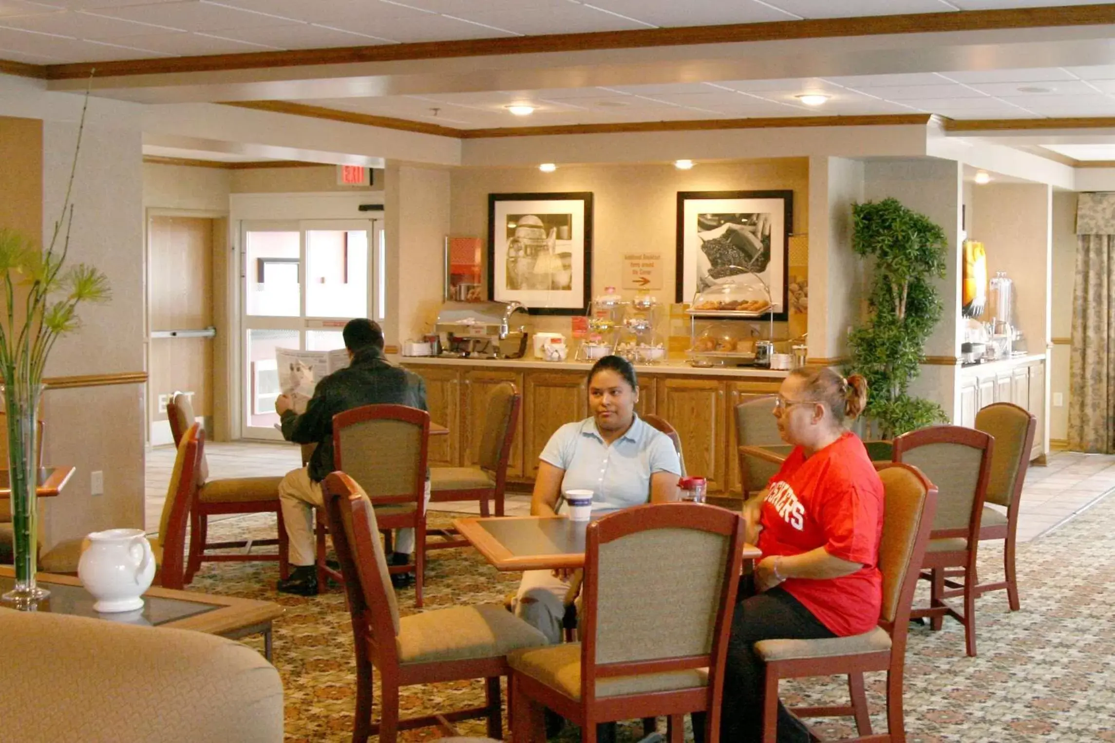 Breakfast, Restaurant/Places to Eat in Hampton Inn South Heritage Park