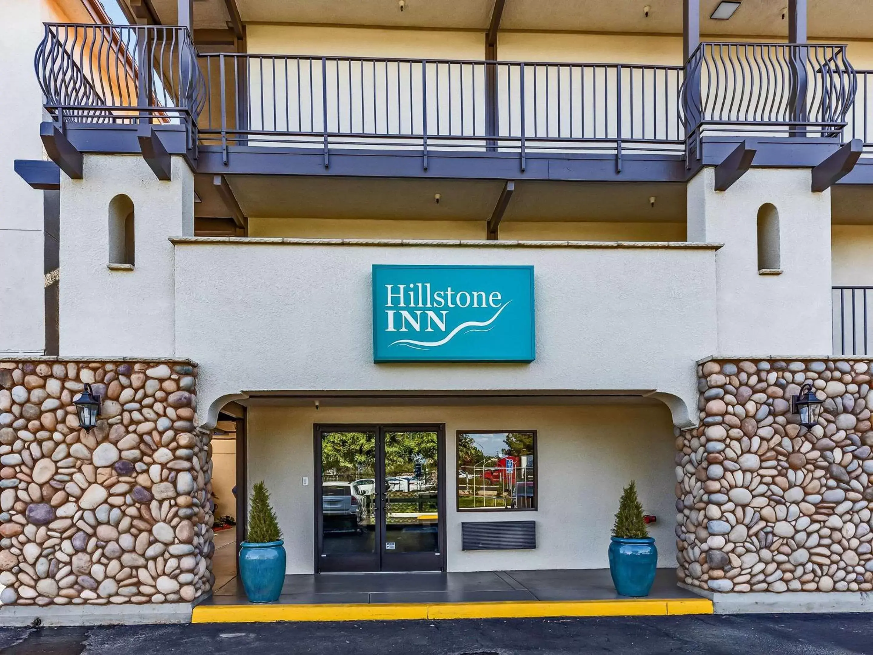 Property building in Hillstone Inn Tulare, Ascend Hotel Collection