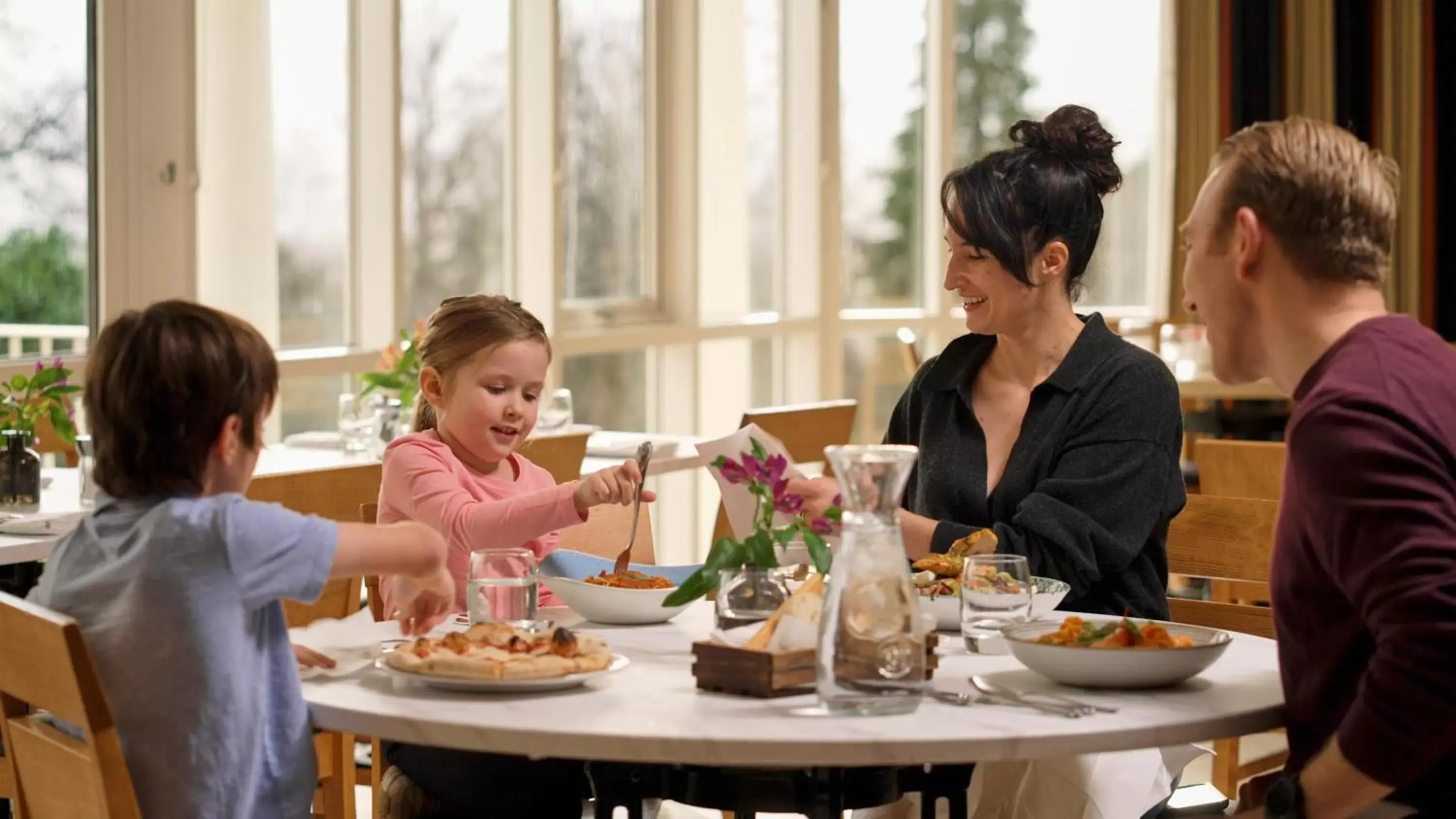 Restaurant/places to eat in Crieff Hydro Restaurant/places to eat in Crieff Hydro