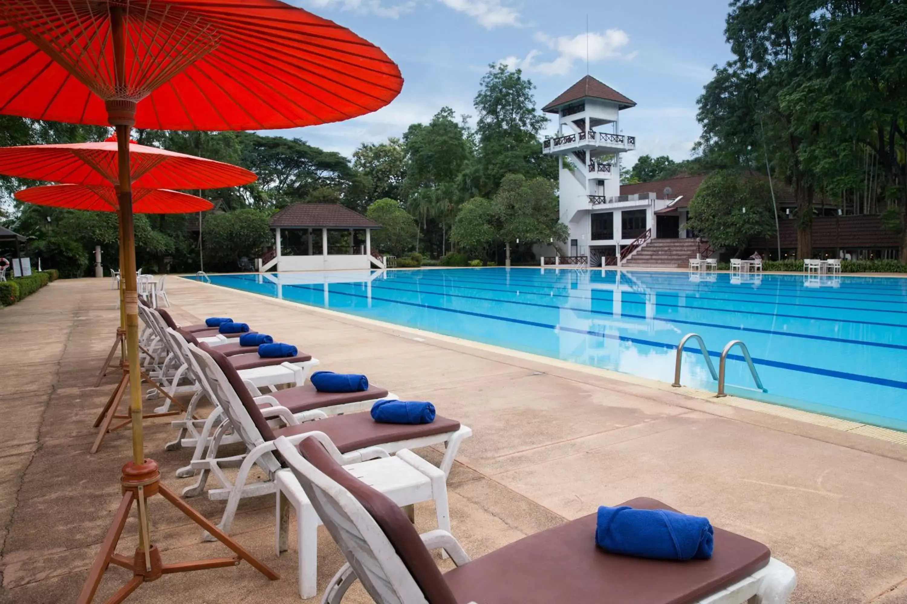 Swimming Pool in The Imperial Chiang Mai Resort & Sports Club