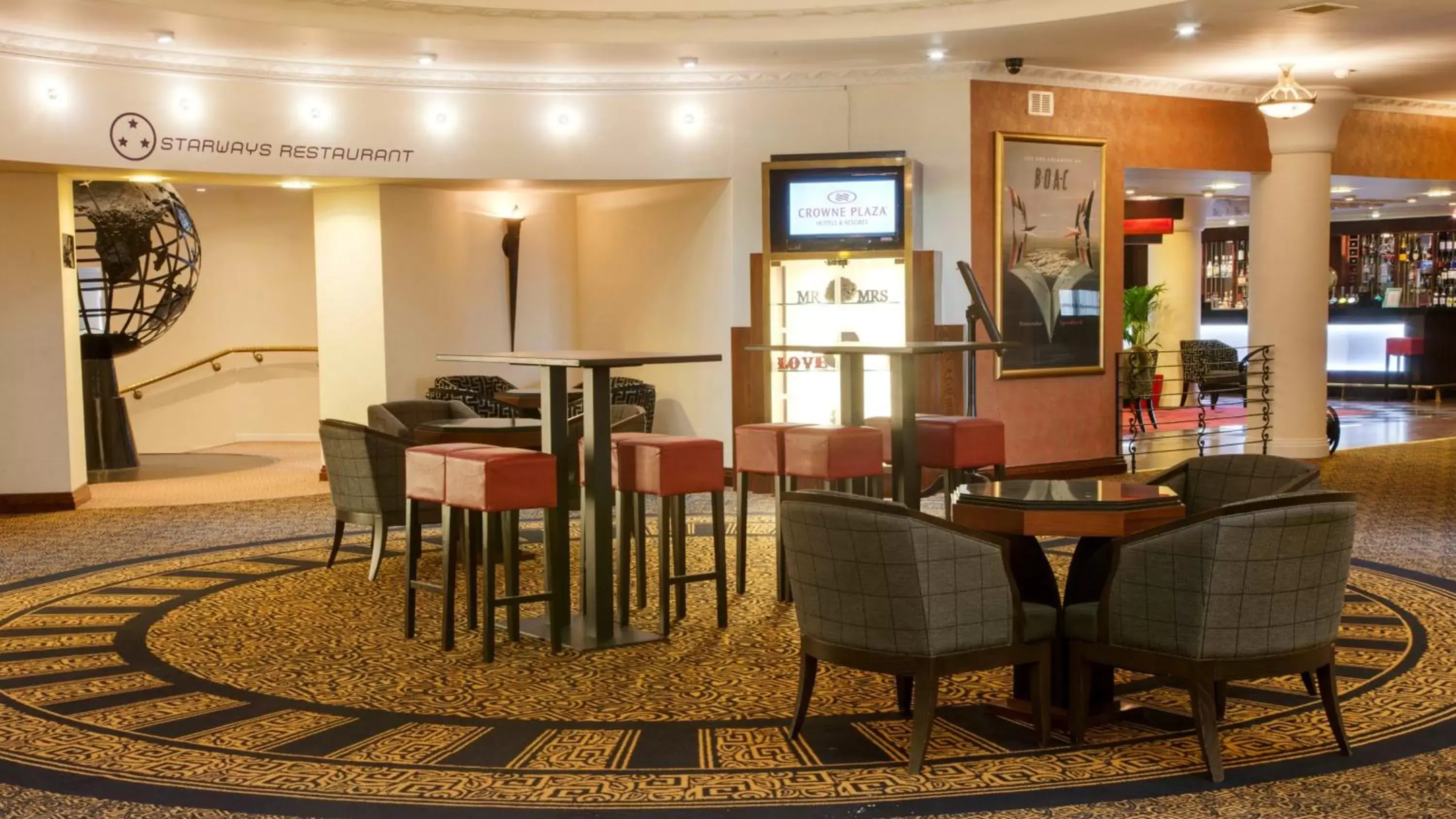 Property building, Restaurant/Places to Eat in Crowne Plaza Liverpool - John Lennon Airport, an IHG Hotel