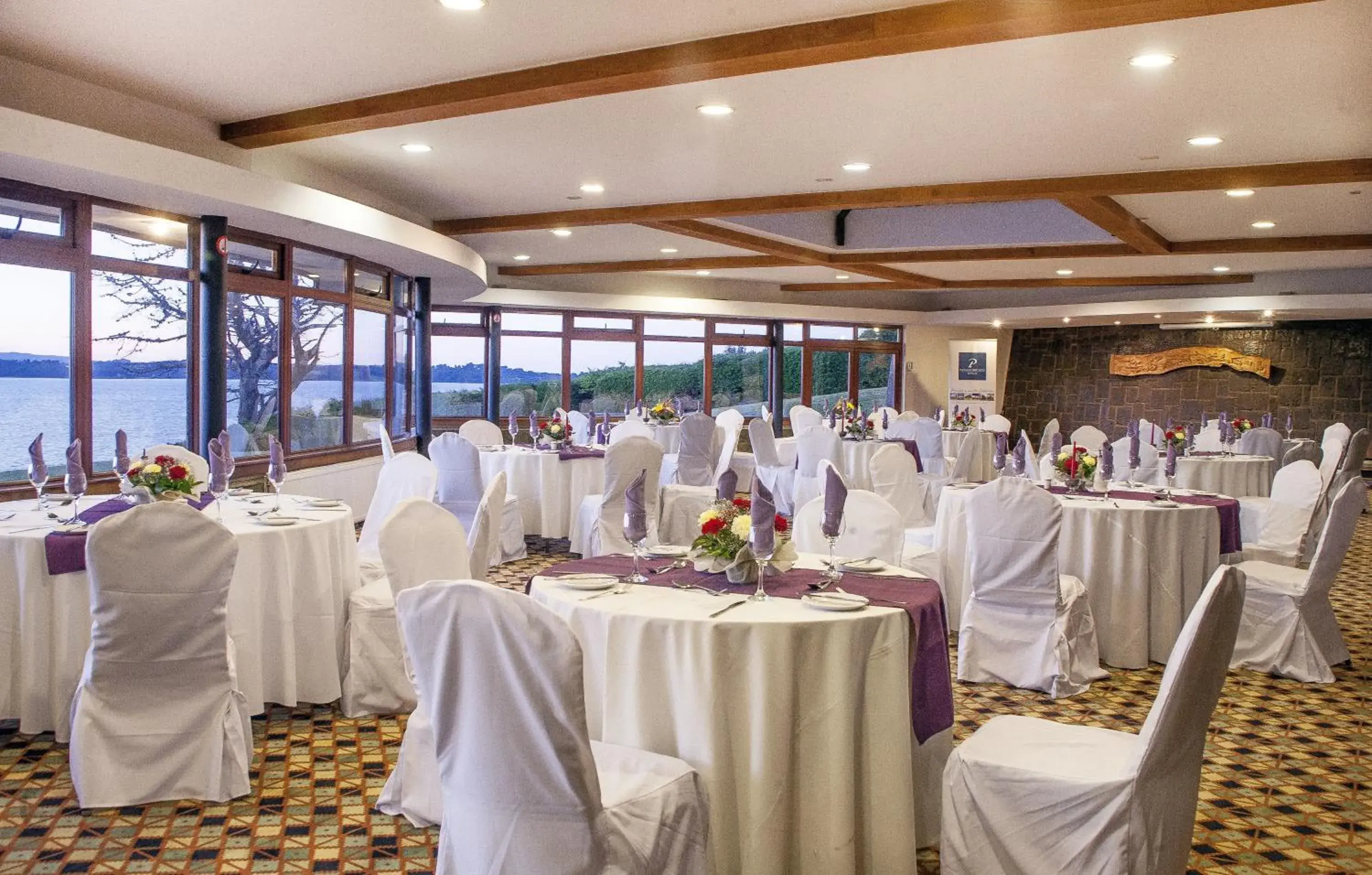 Restaurant/places to eat, Banquet Facilities in Panamericana Hotel Ancud
