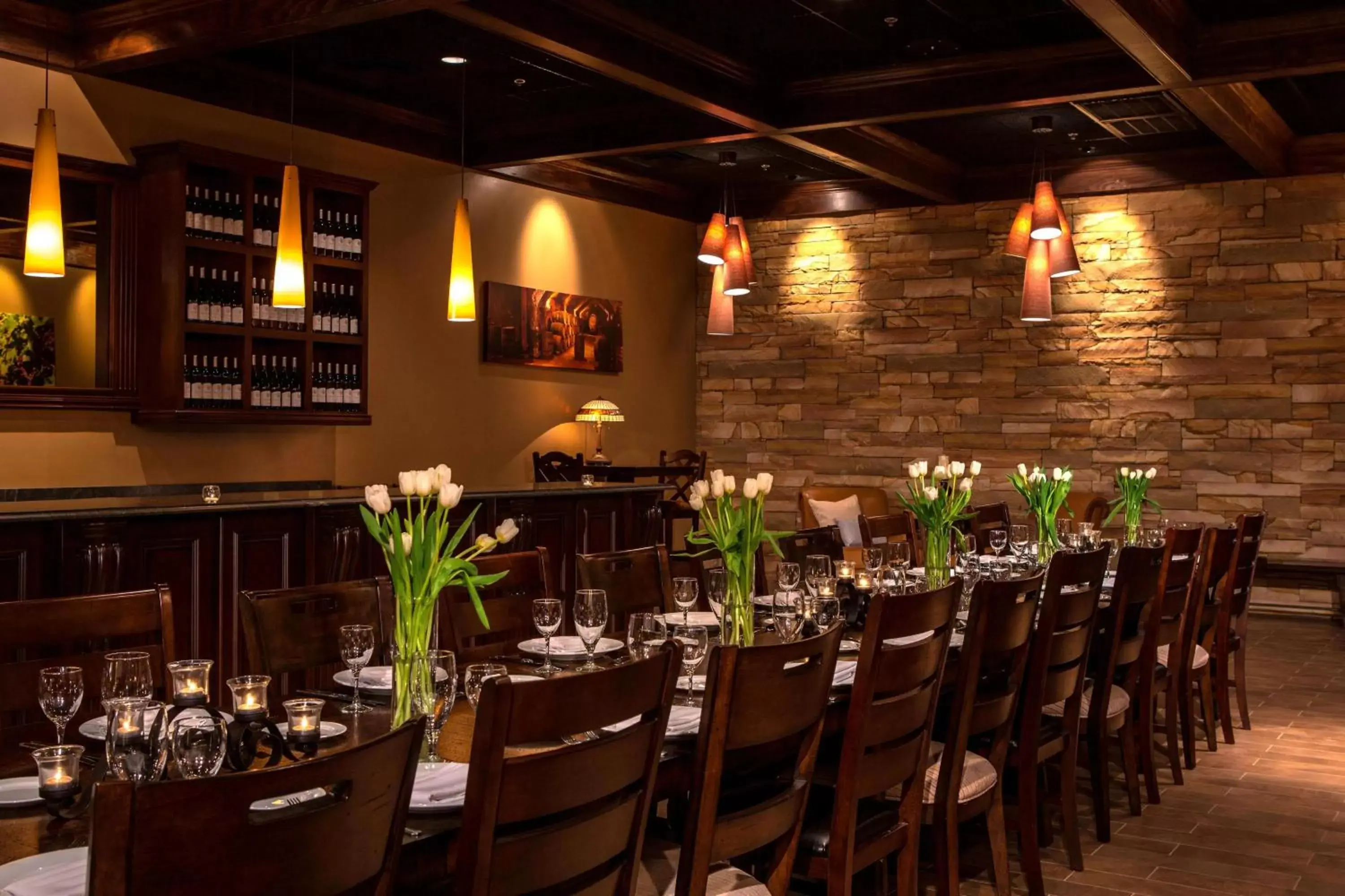 Restaurant/Places to Eat in MeadowView Marriott Conference Resort and Convention Center