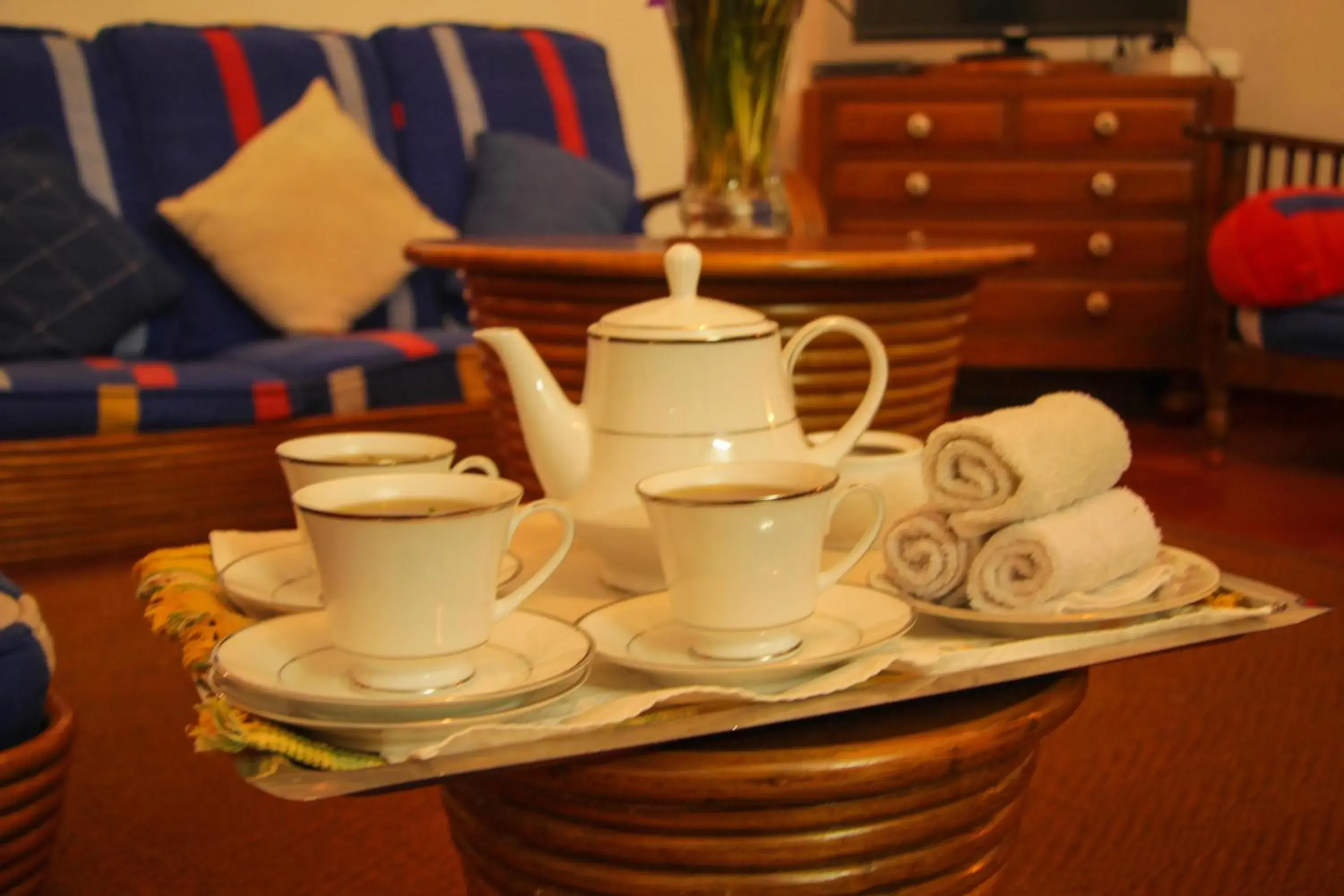 Coffee/tea facilities in Hatale Tea Garden Bungalow