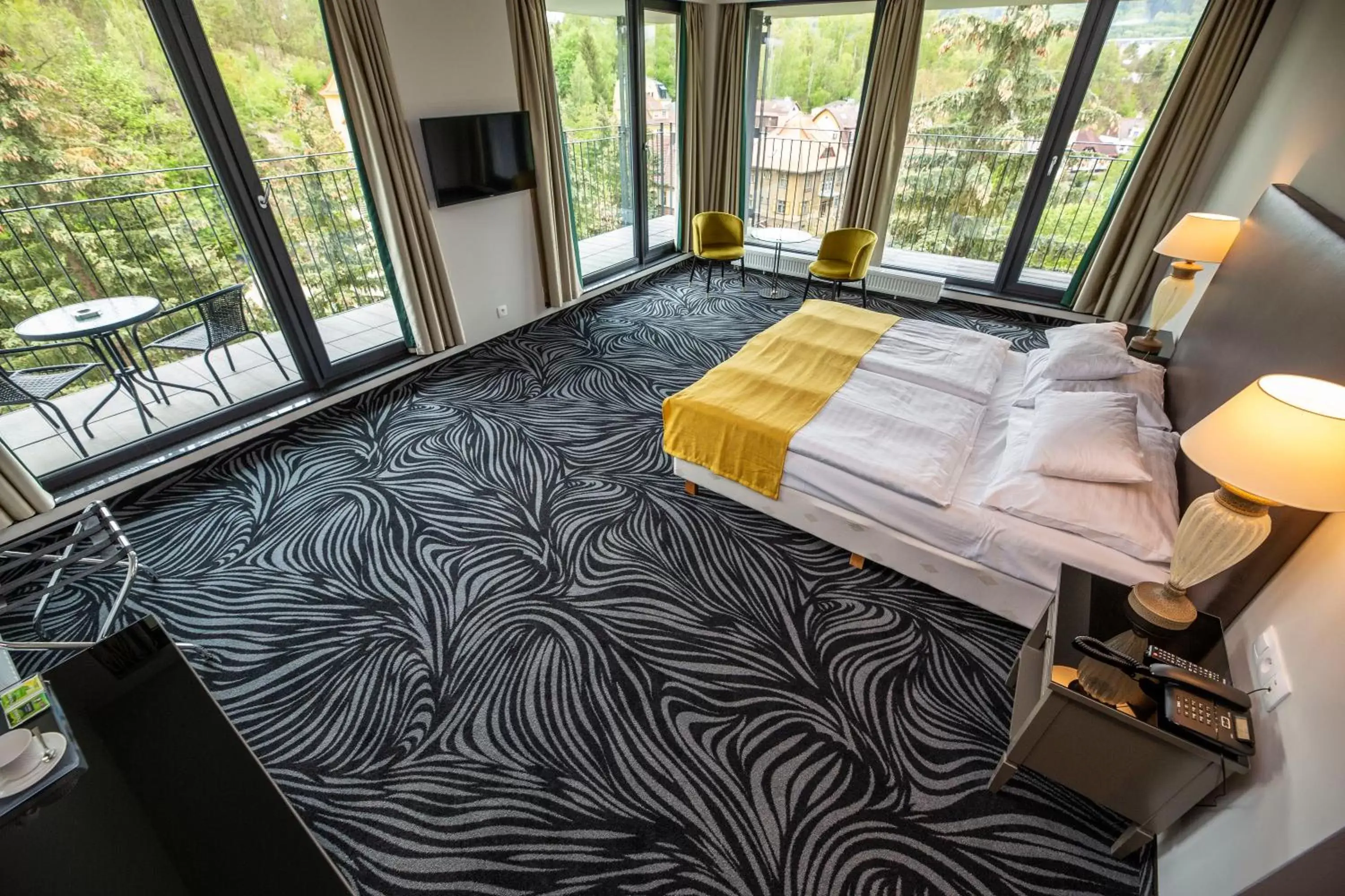 Deluxe Double Room in Parkhotel Carlsbad Inn Deluxe Double Room in Parkhotel Carlsbad Inn