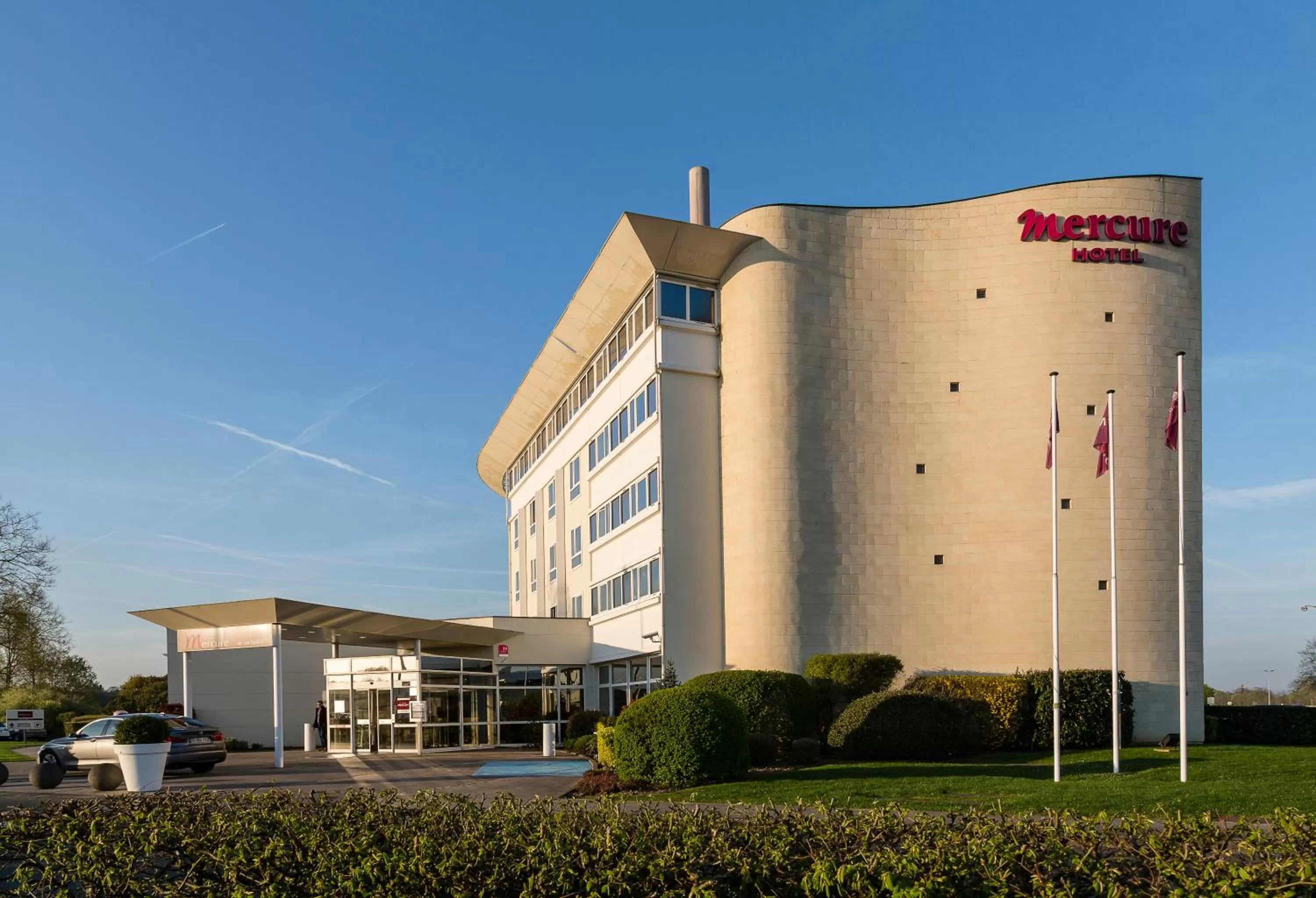 Property building in Mercure Compiègne Sud