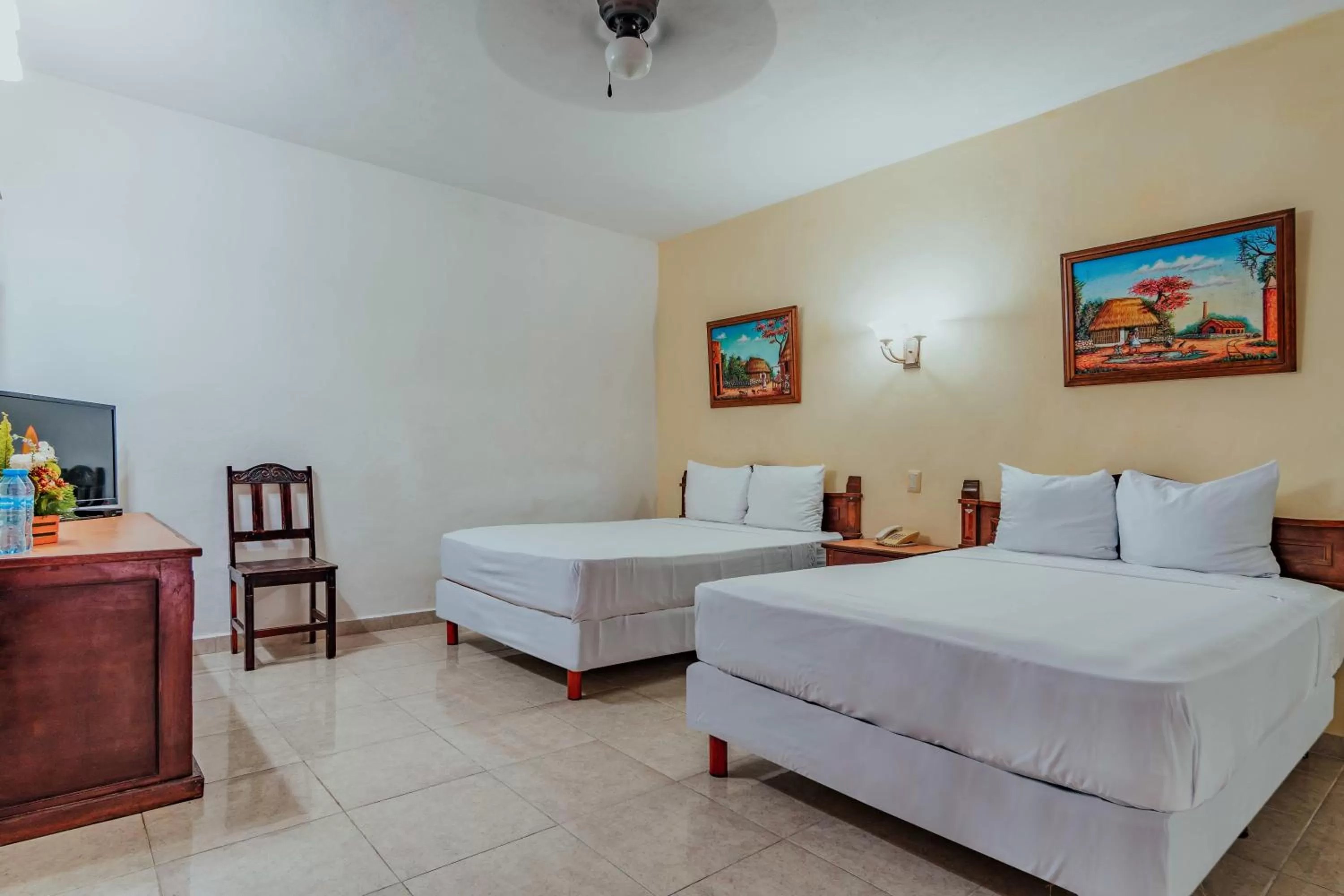 Bed in Hotel Santa María Mérida