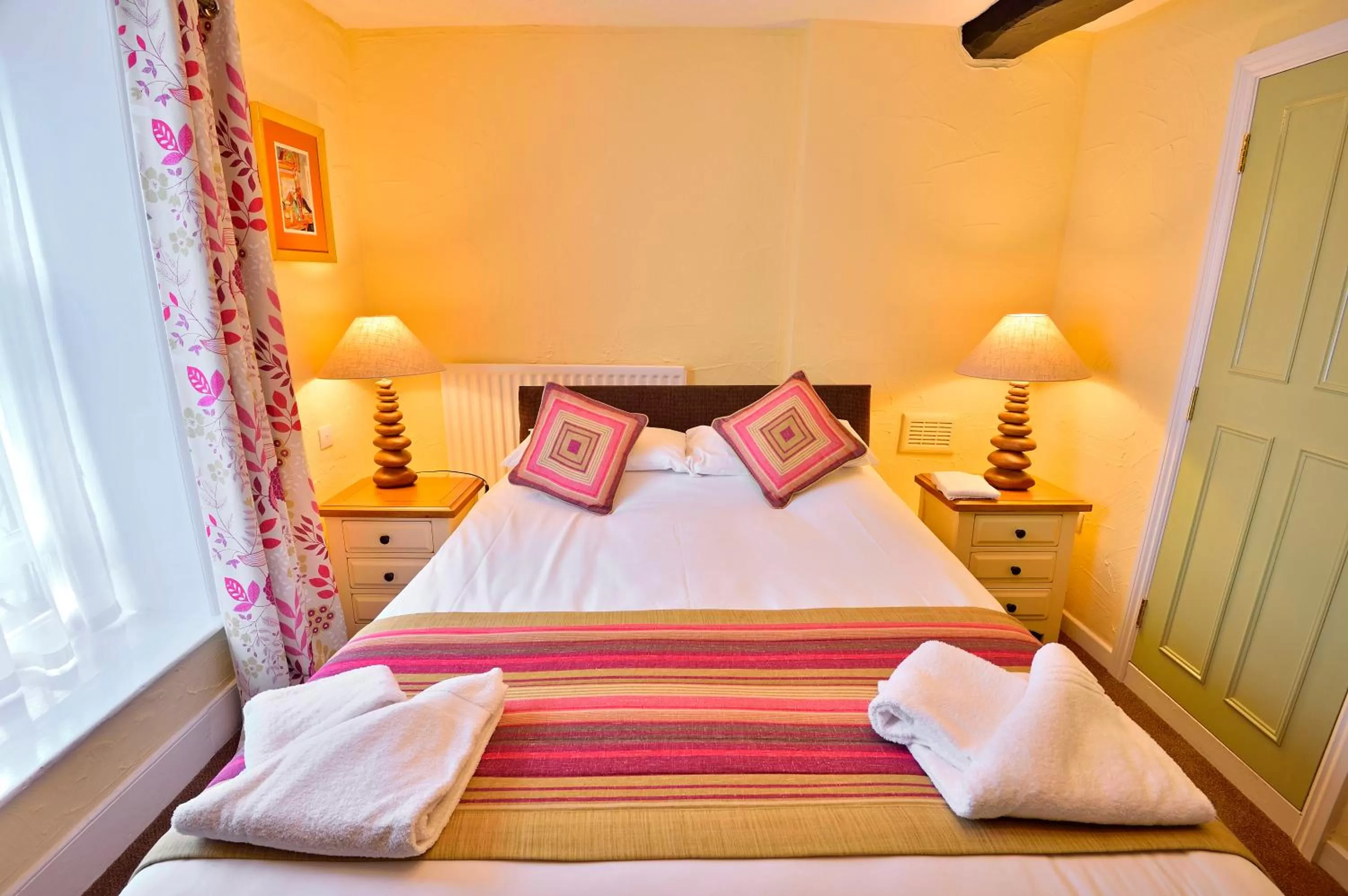 Bed in The Talbot Hotel