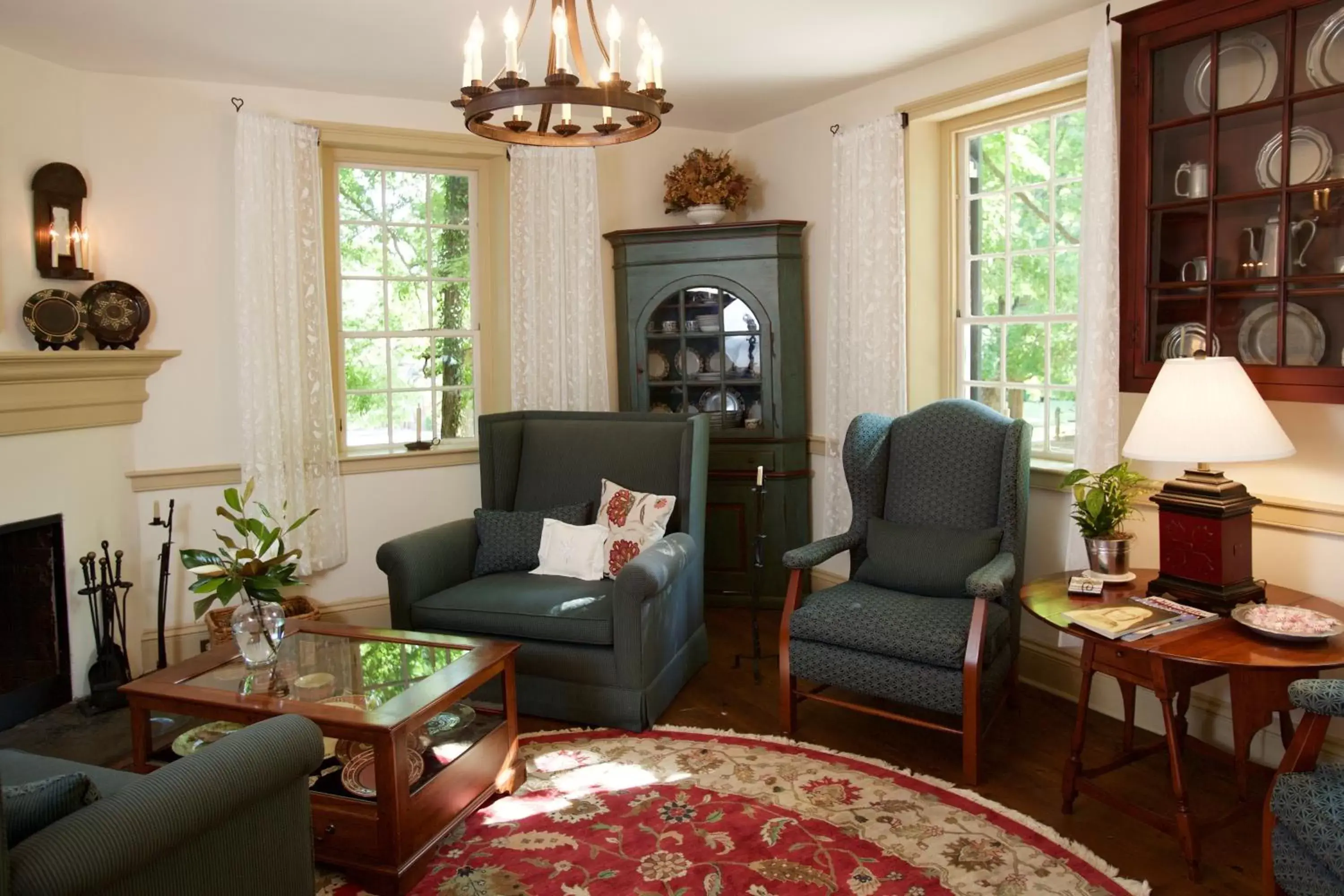 Living room, Seating Area in The Zevely Inn